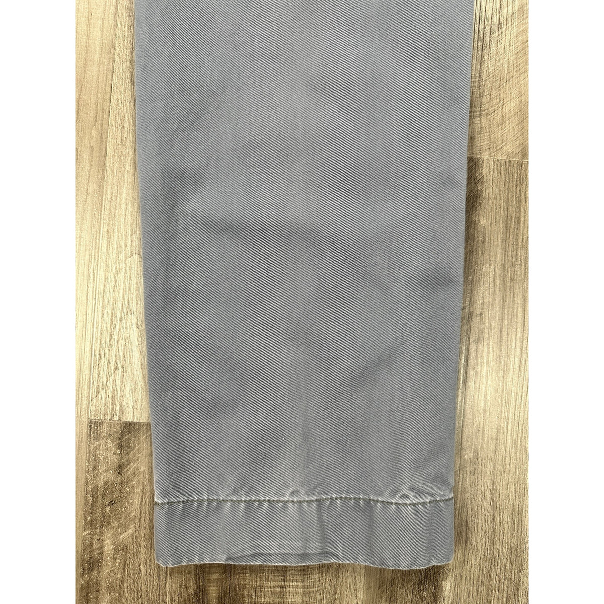 Wallace & Barnes Slim Fit Military Officer's Chino Pants — Size 33 // Preowned
