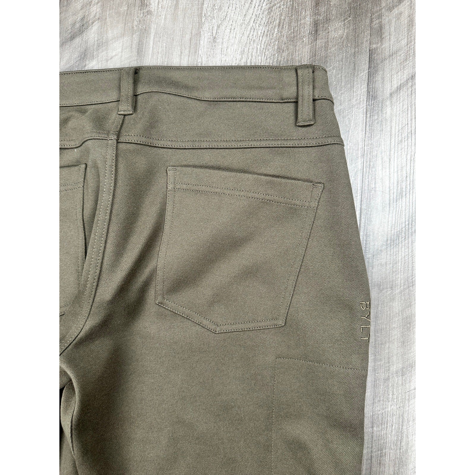 BYLT Coastal Straight Stretch Performance Trouser Pants in Dark Taupe — Size 32 // Preowned