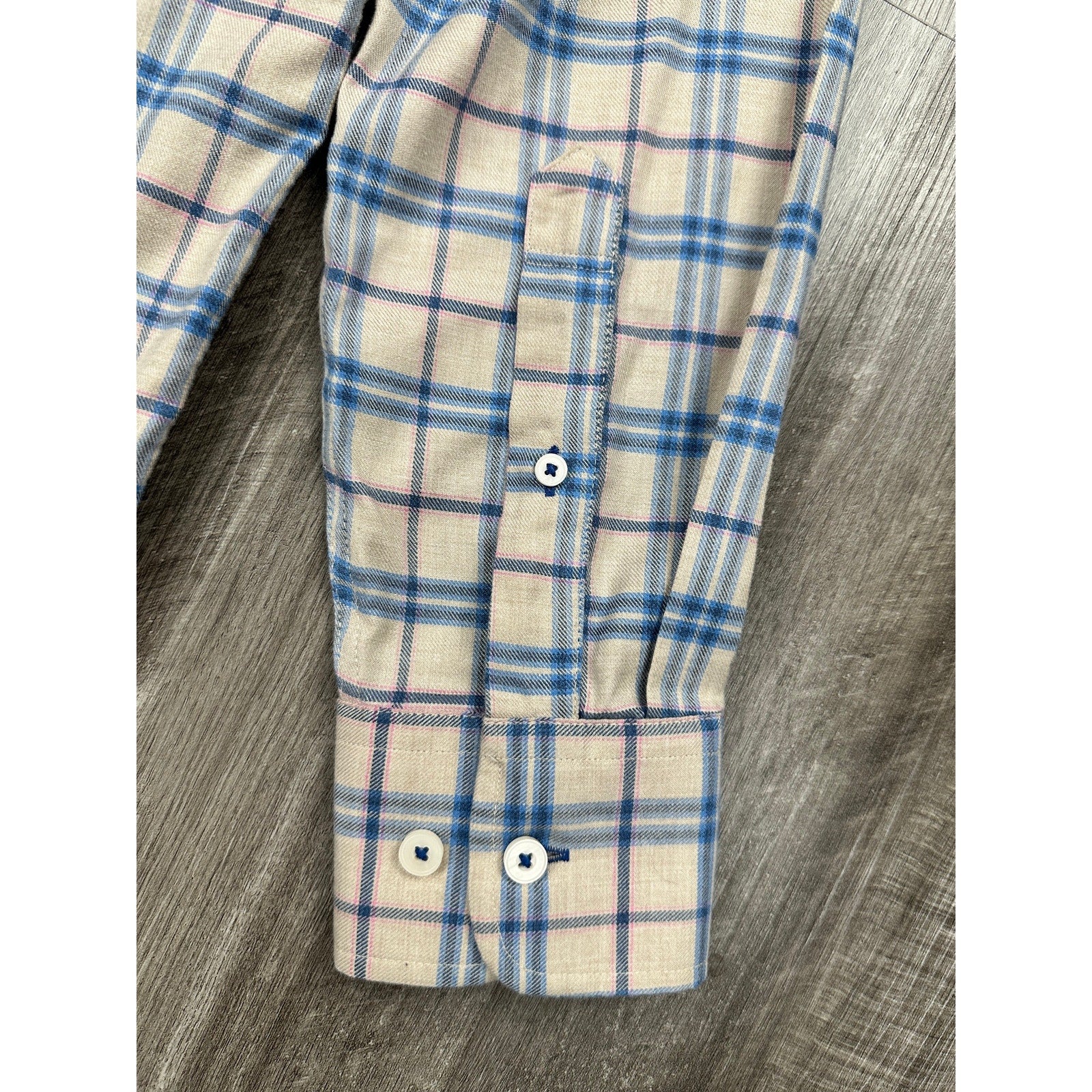 UNTUCKit Avesso Slim Fit Wrinkle Free Flannel Plaid Long Sleeve Shirt in Tan, Blue, Black, Pink — Size Large // Preowned