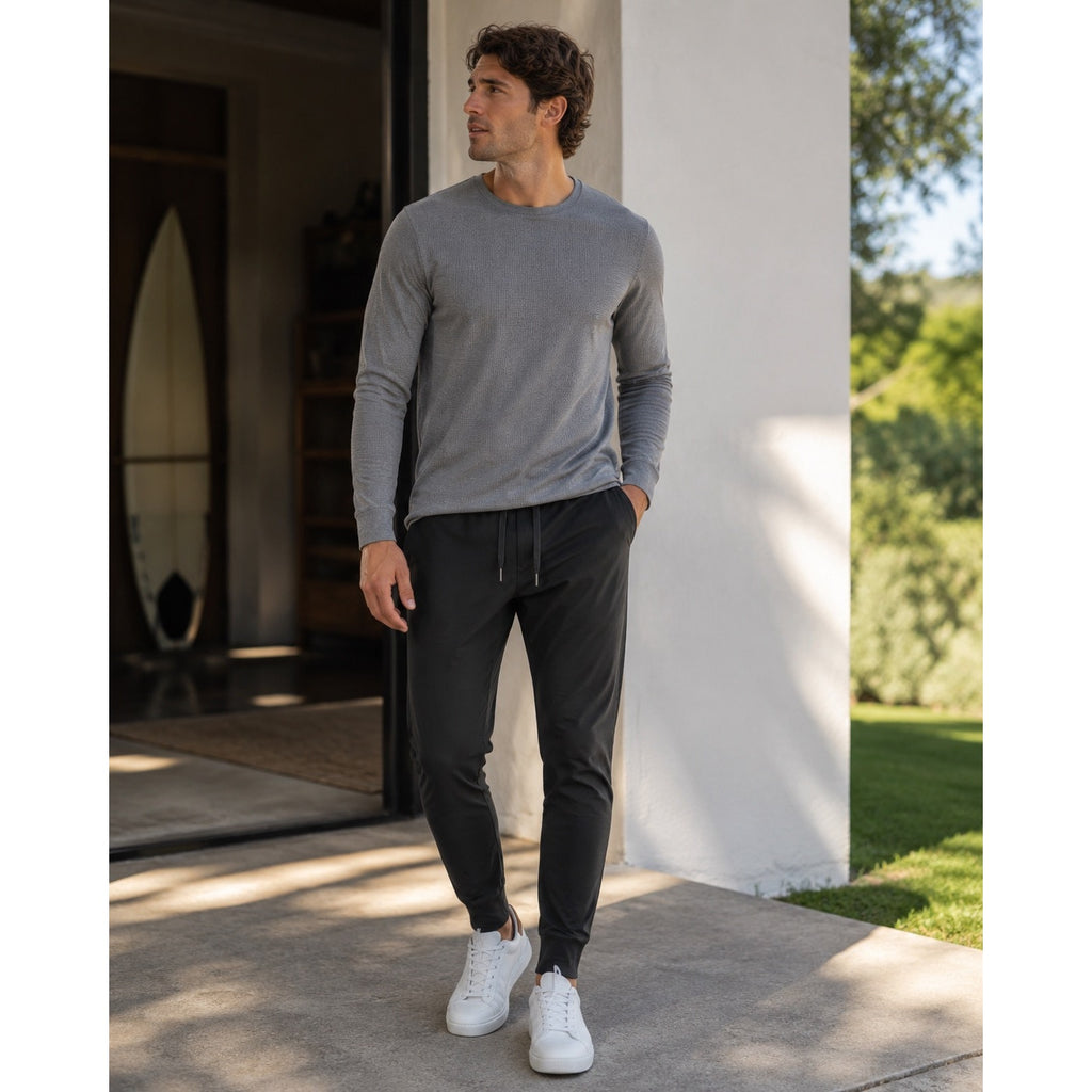 Birddogs Lined Joggers in Black — Size Large // Preowned