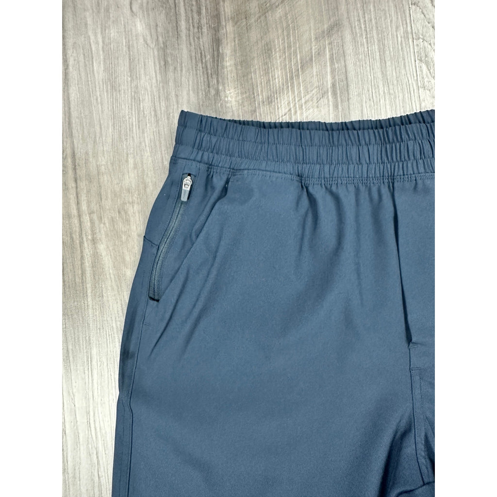 VRST All In 7" Athletic Shorts in Navy — Size Medium // Preowned
