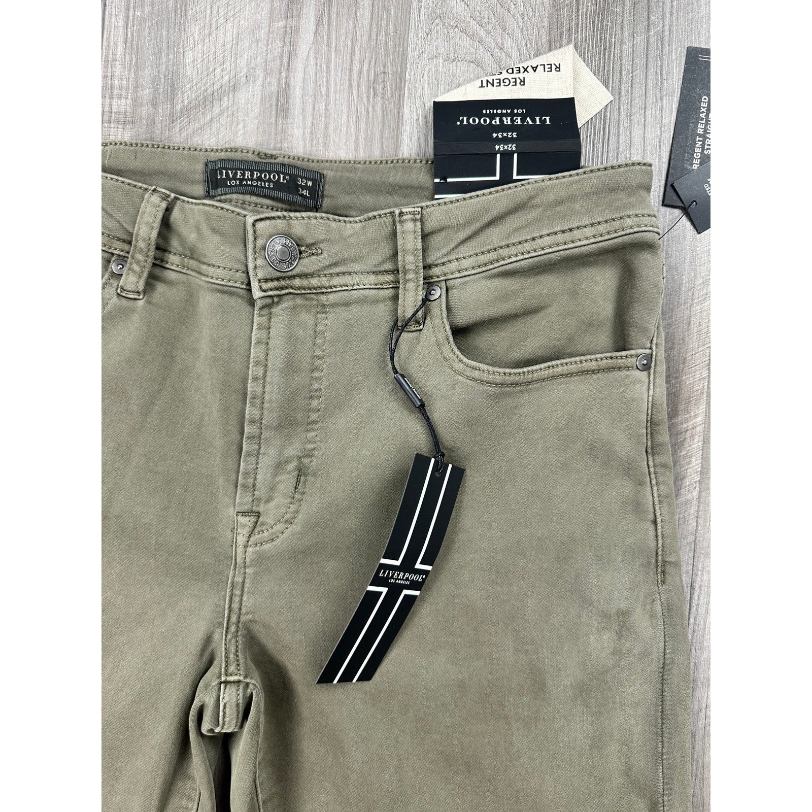Liverpool Los Angeles Regent Relaxed Straight Stretch Jean in Pewter Green — Size 32x34