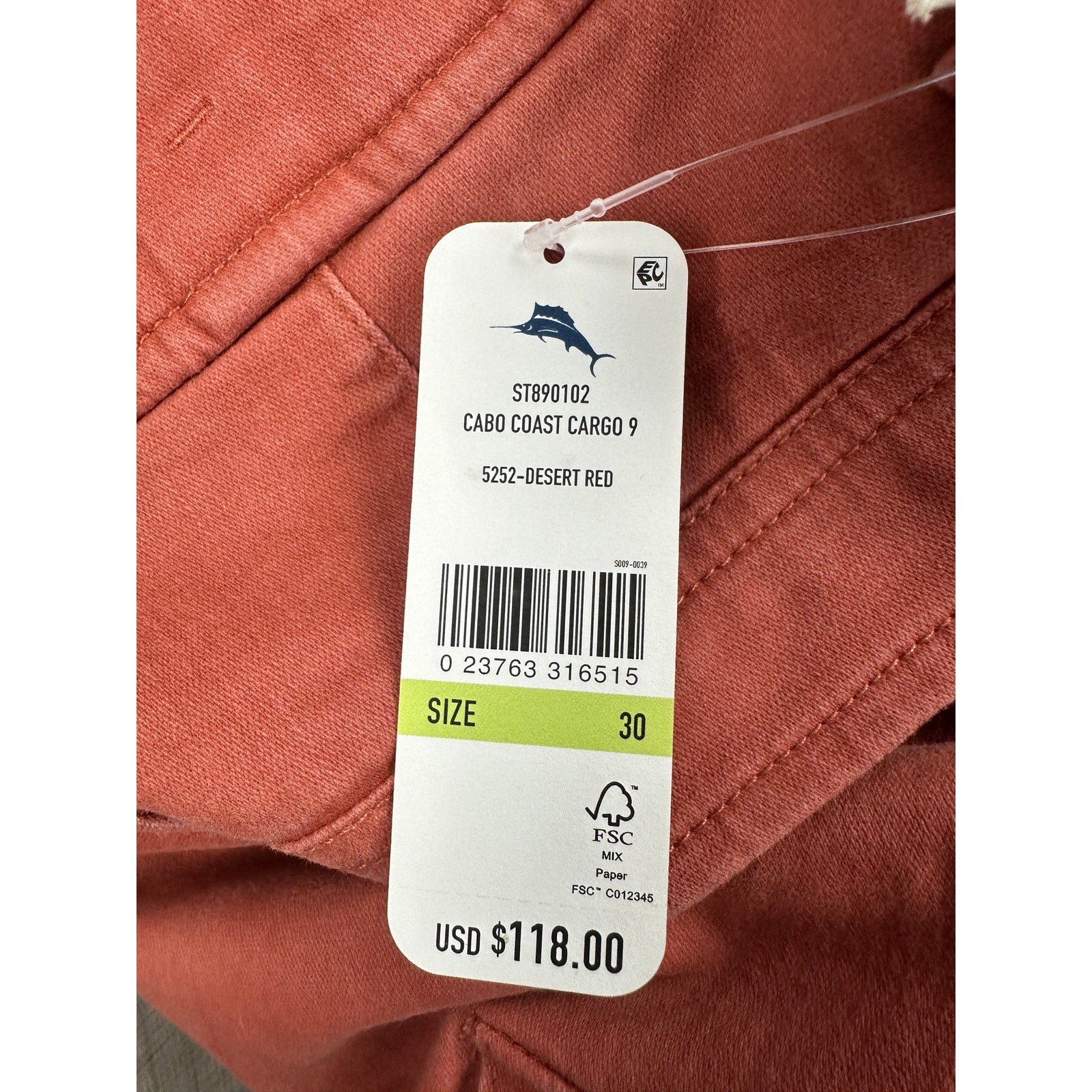 Tommy Bahama Cabo Coast Cargo 9" Shorts in Desert Red — Size 30