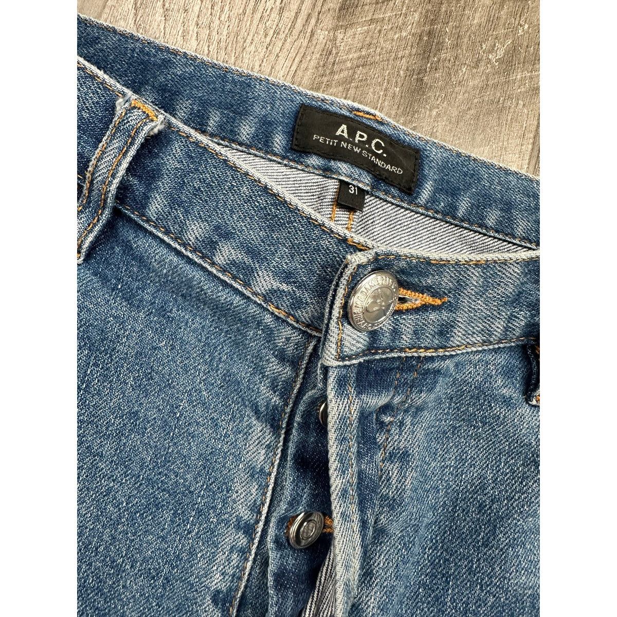 A.P.C. Petit New Standard Modern Slim Straight Jeans — Size 31 // Preowned