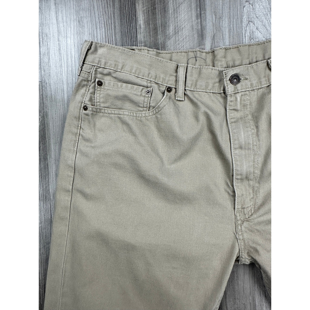 Levi's Straight Leg Zip Fly Jeans in Tan — Size 40x32 // Preowned