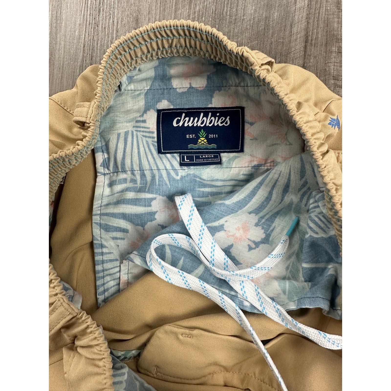 Chubbies All About the Almonds Performance Pants in Light Tan — Size Large // Preowned