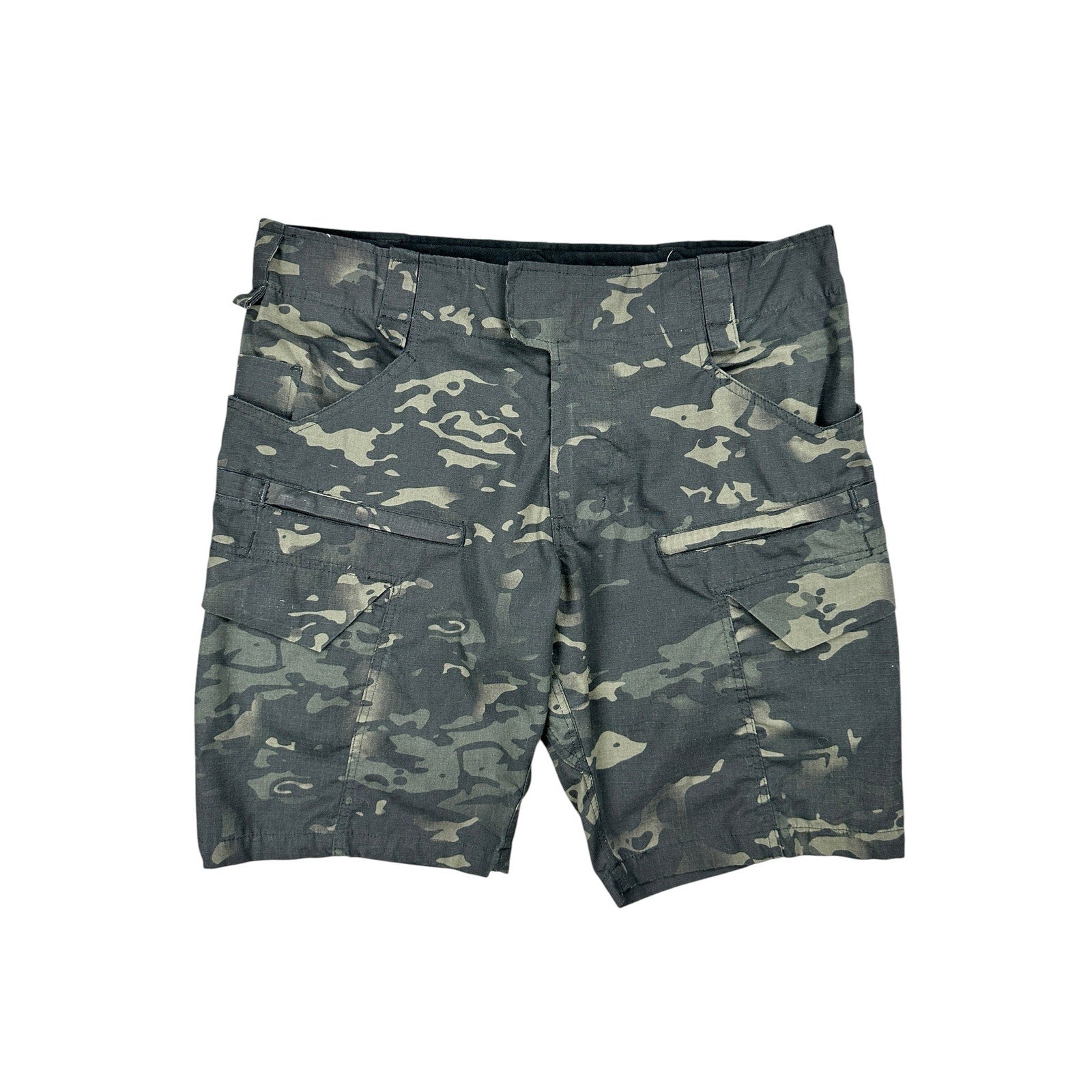 Yevhev Tactical Camo Combat Cargo Shorts in Dark Green Camo — Size XL // Preowned
