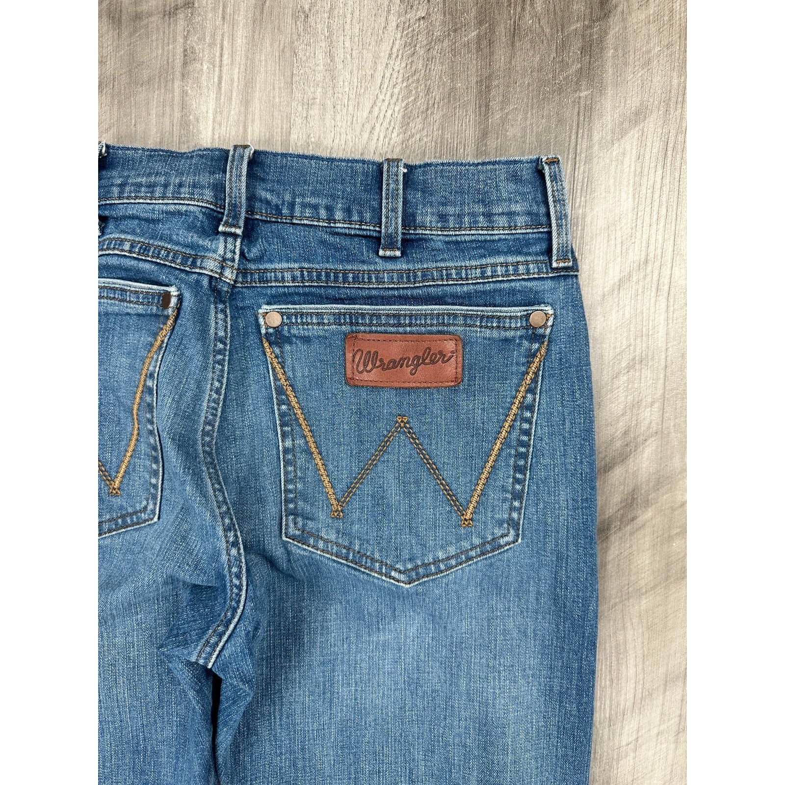 Wrangler RETRO Slim Bootcut Jeans in Blue — Size 30x32 // Preowned