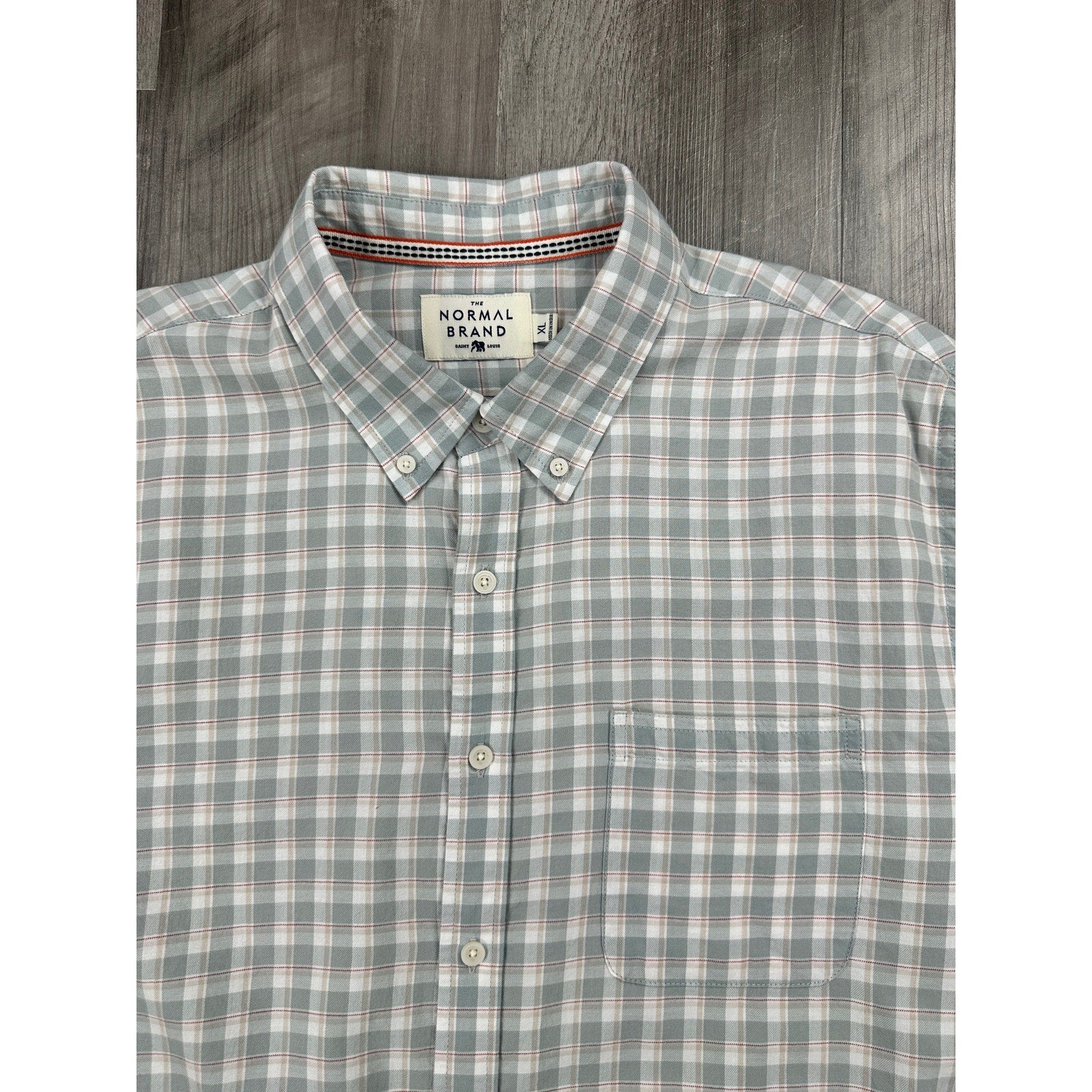 The Normal Brand Plaid Long Sleeve Button Down in Gray Tan Red and White — Size XL // Preowned