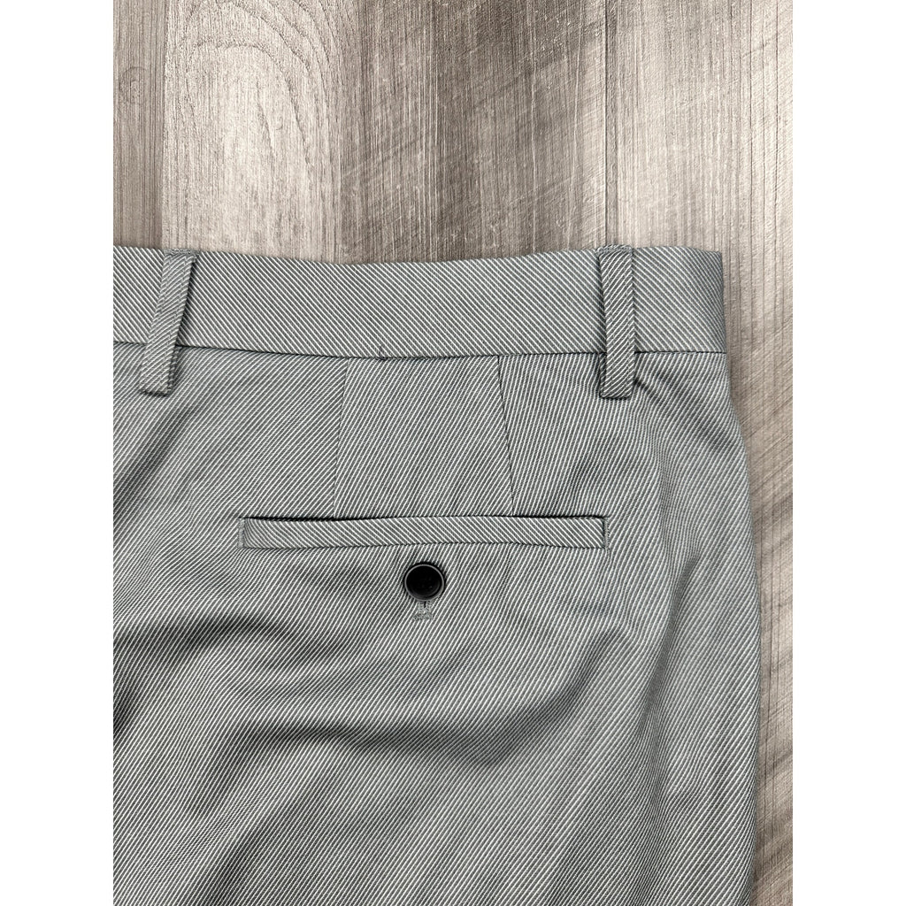 Robert Barakett Lomita Motion Shorts in Dusty Moss — Size 40