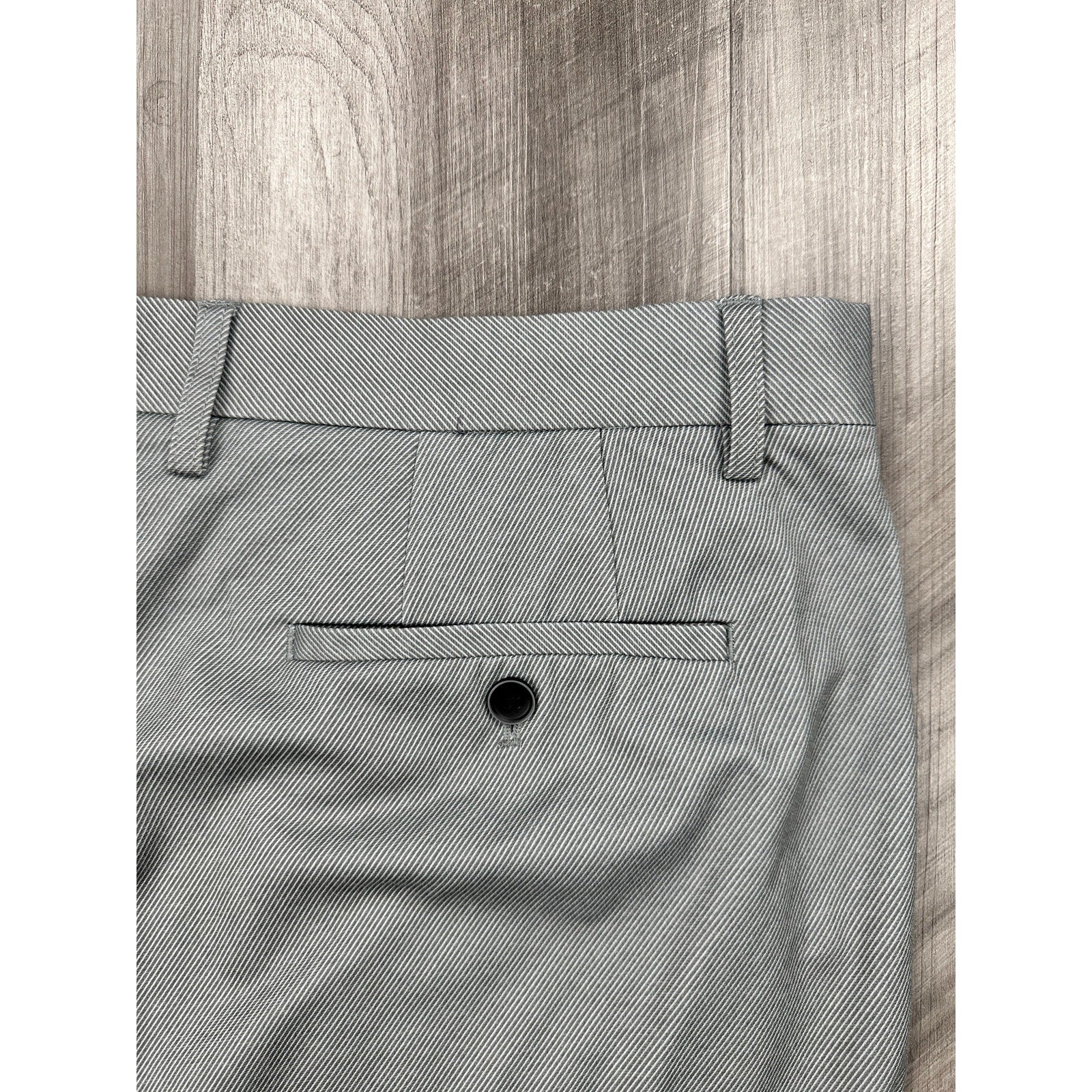 Robert Barakett Lomita Motion Shorts in Dusty Moss — Size 40