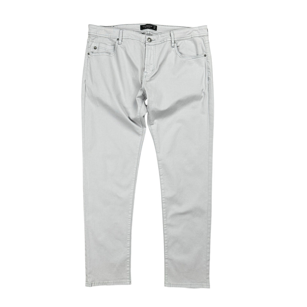 Liverpool Kingston Modern Straight Chino Jeans — Size 40x32 // Preowned