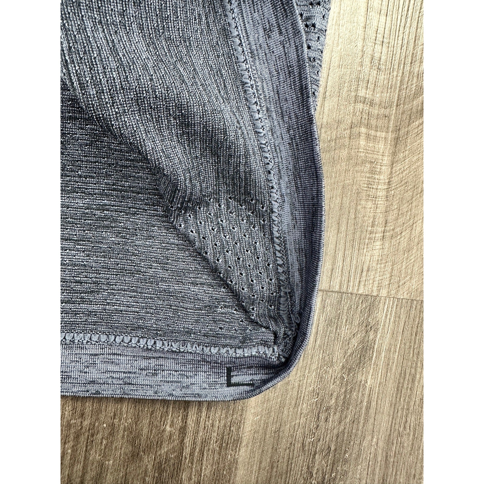 Lululemon Metal Vent Tech Half Zip Pullover in Heather Blue — Size Large // Preowned