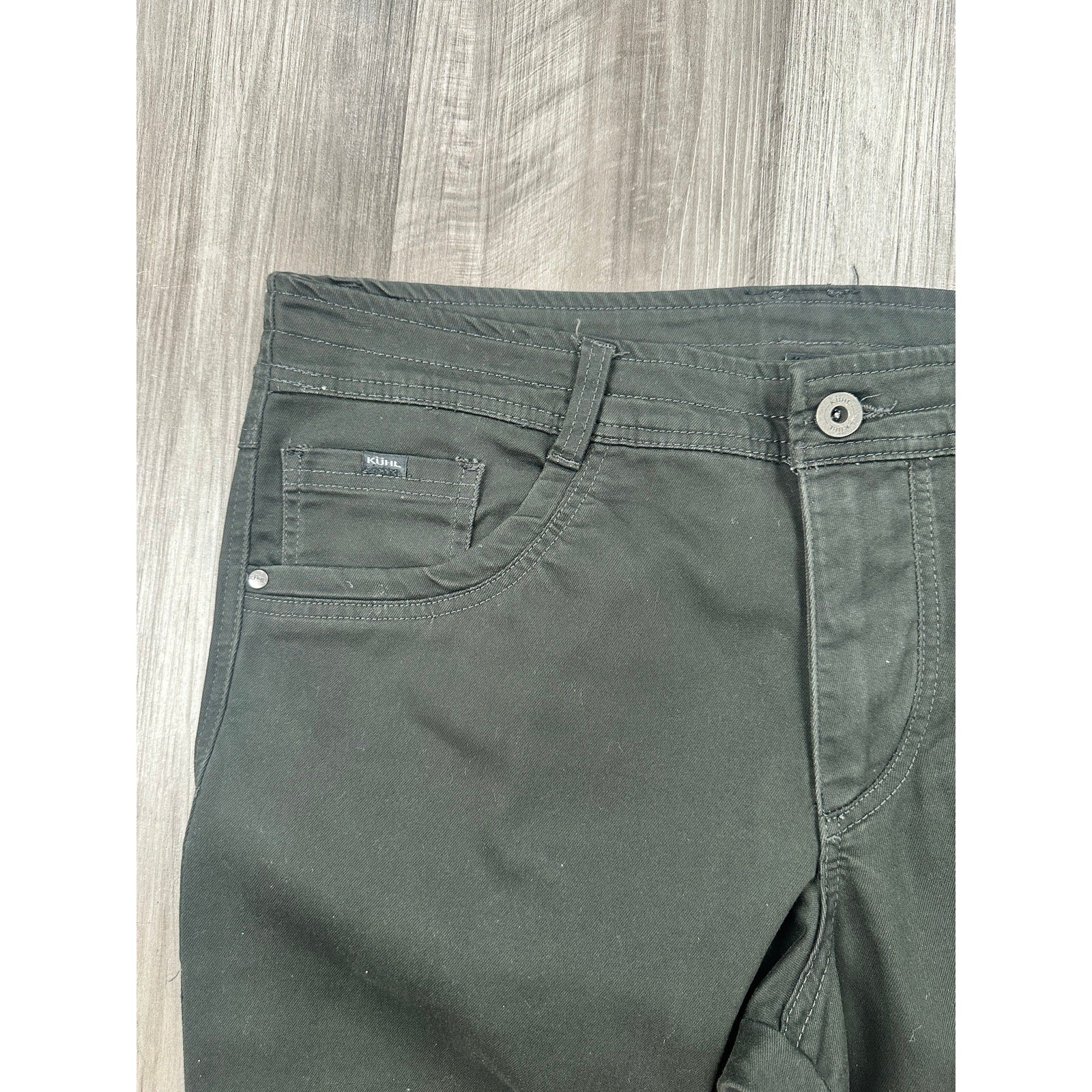Kuhl Revolt Sweat Pant Performance Jeans in Black — Size 36x32 // Preowned