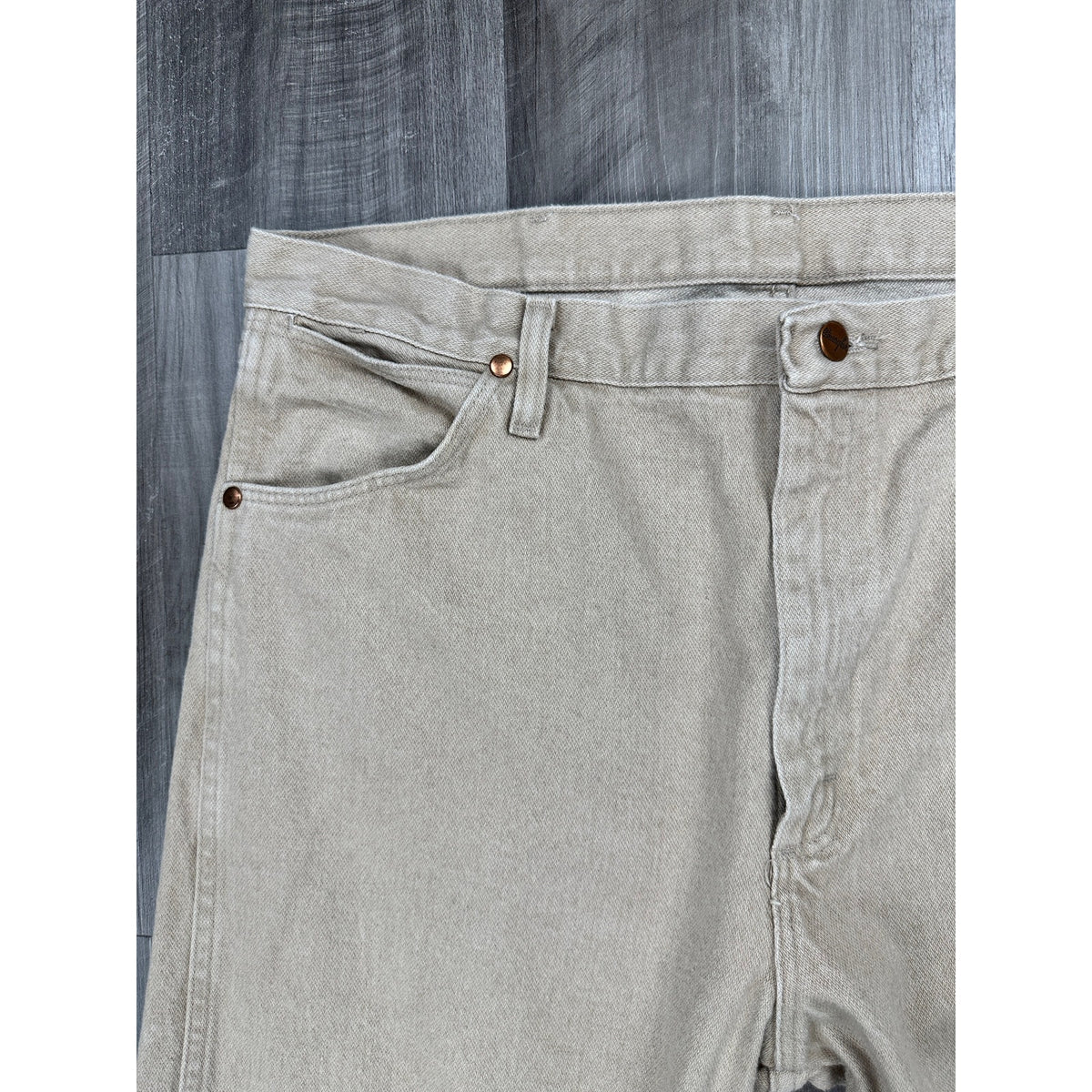 Wrangler Cowboy Cut Original Straight Fit Jeans — Size 38x32 // Preowned