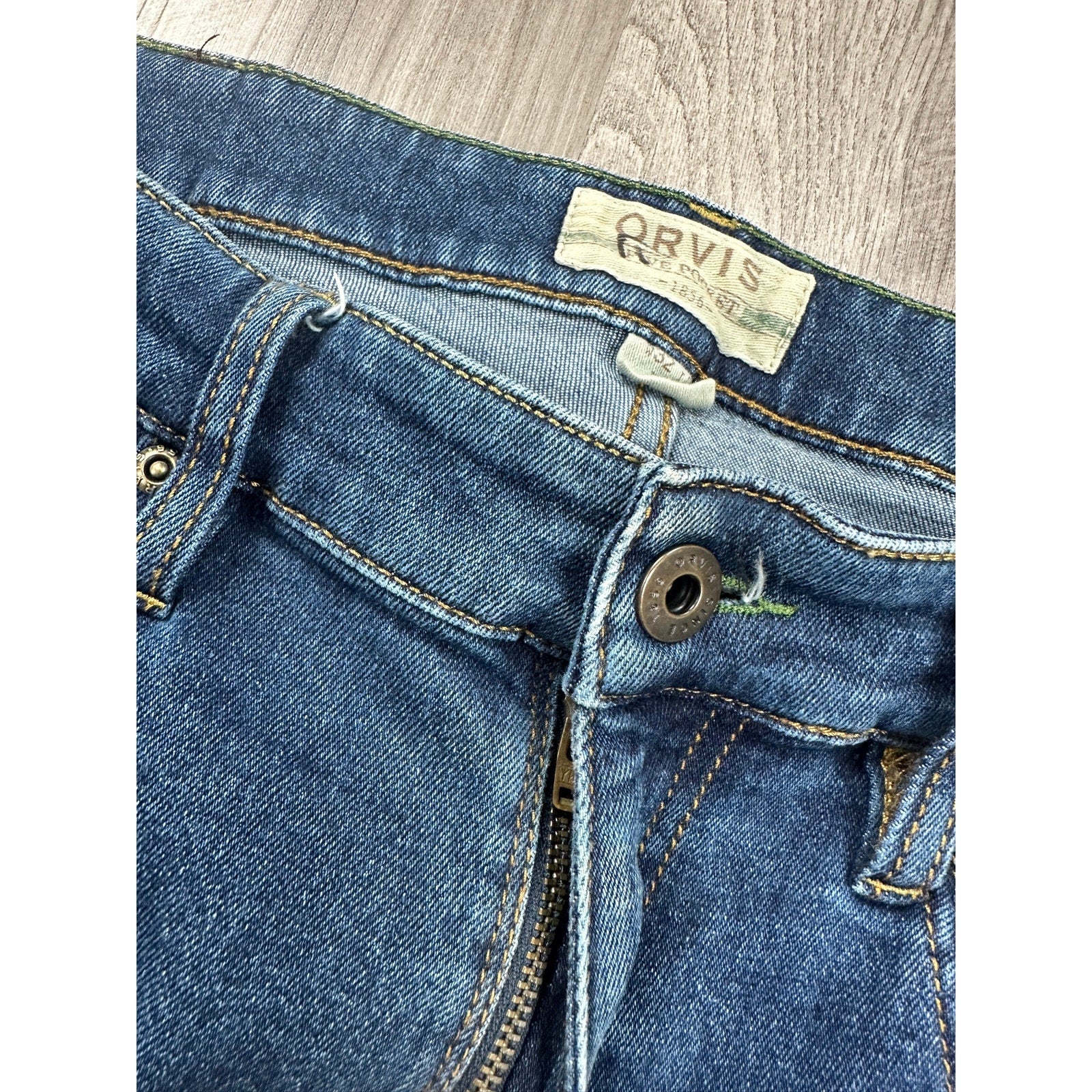 Orvis Five Pocket Straight Leg Stretch Jean in Blue — Size 32x30 // Preowned