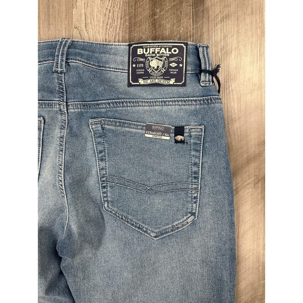 Buffalo David Bitton Straight Six Freedom Flex Jeans — Size 30x32