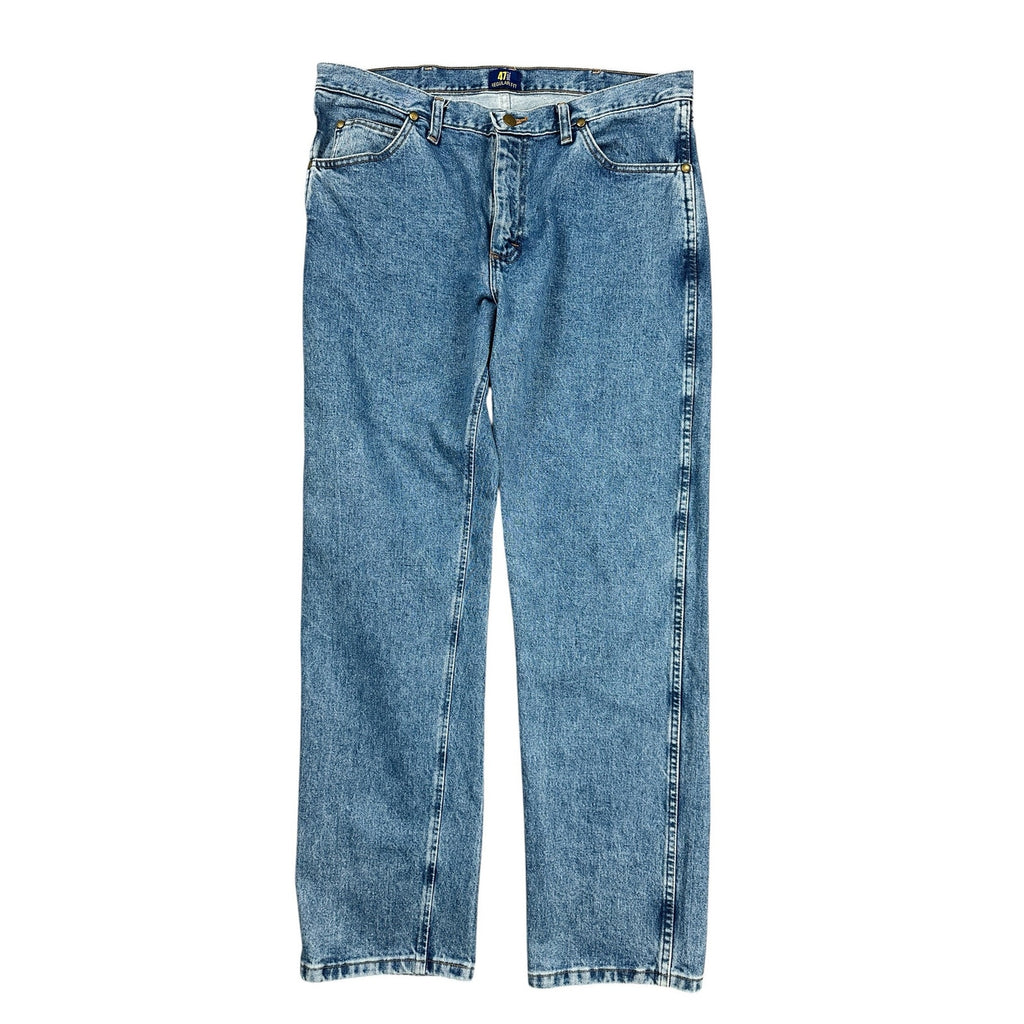 Wrangler Premium Performance Cowboy Cut Regular Fit Jean in Blue — Size 35x32 // Preowned