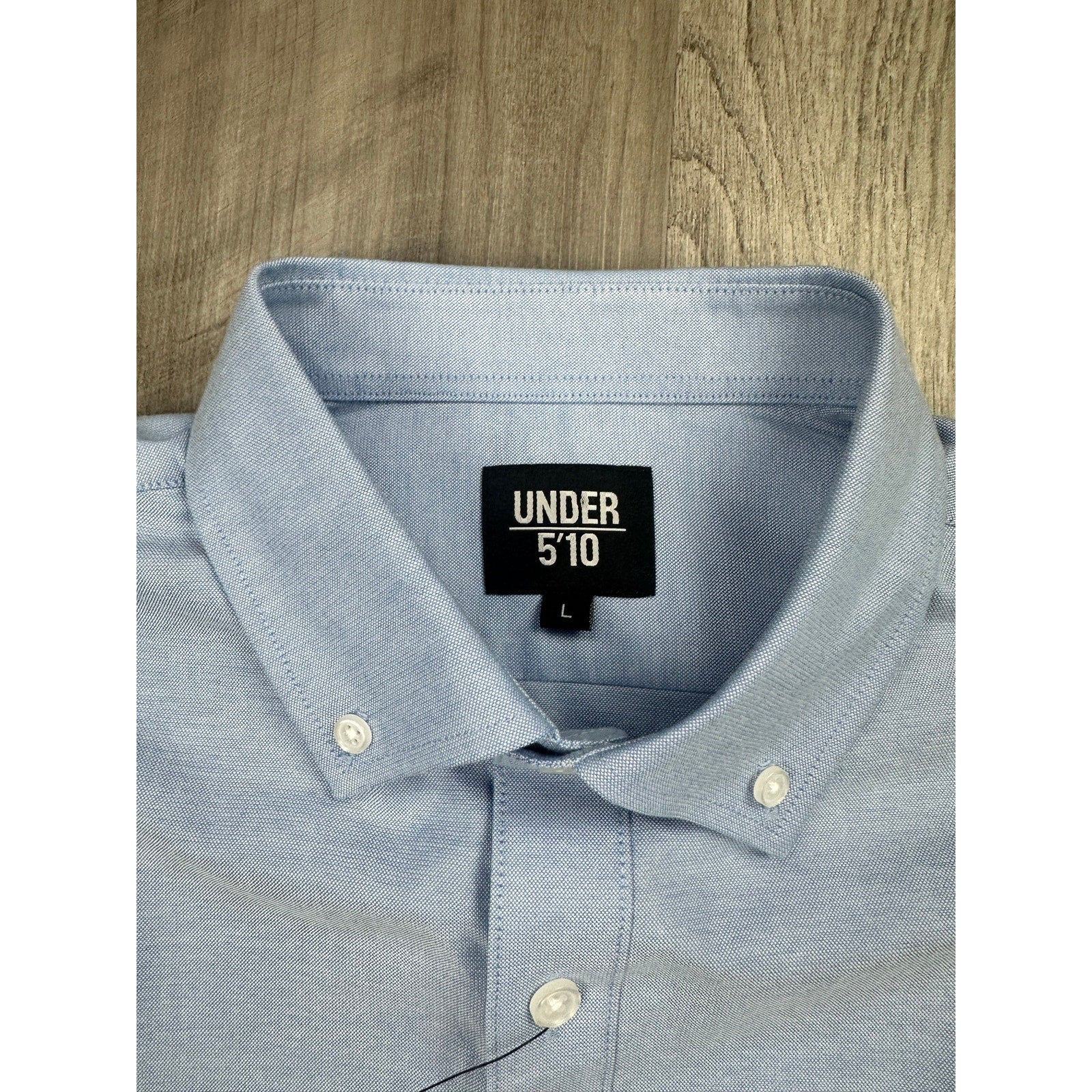 Under 5'10 Stretch Oxford Button Down Shirt in Light Blue — Size Large
