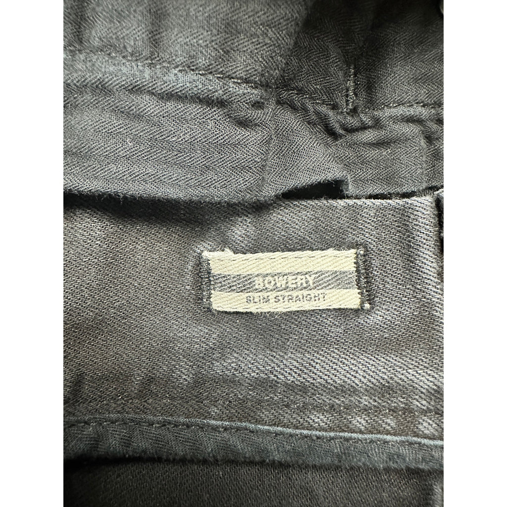 John Varvatos Bowery Slim Straight Jean in Black — Size 33 // Preowned