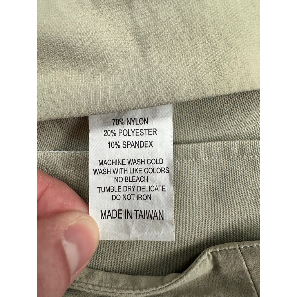 Toes on the Nose Legend Hybrid Walkshorts — Size 32 // Preowned