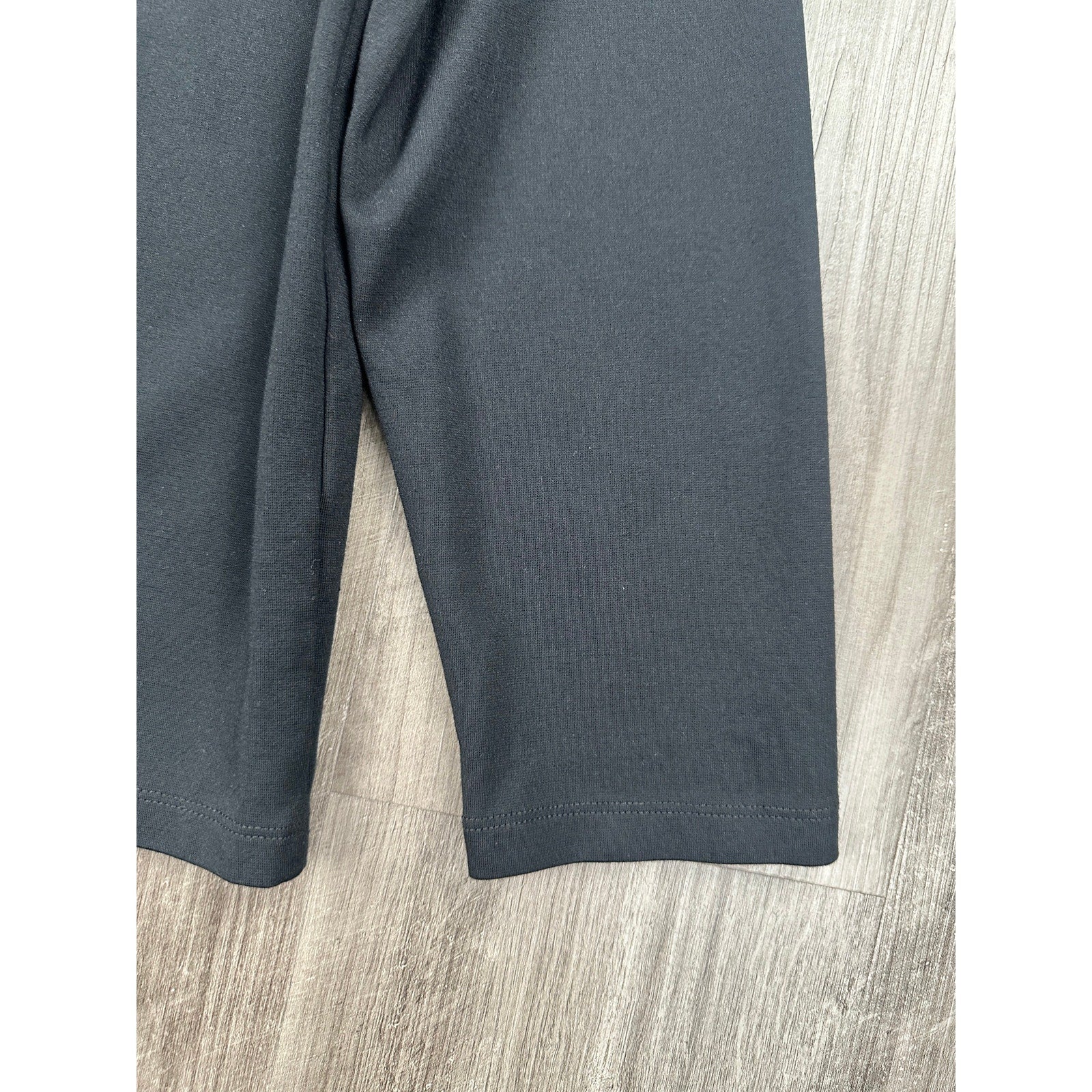 Mizzen+Main ProFlex Quarter Zip Pullover in Black — Size Large // Preowned