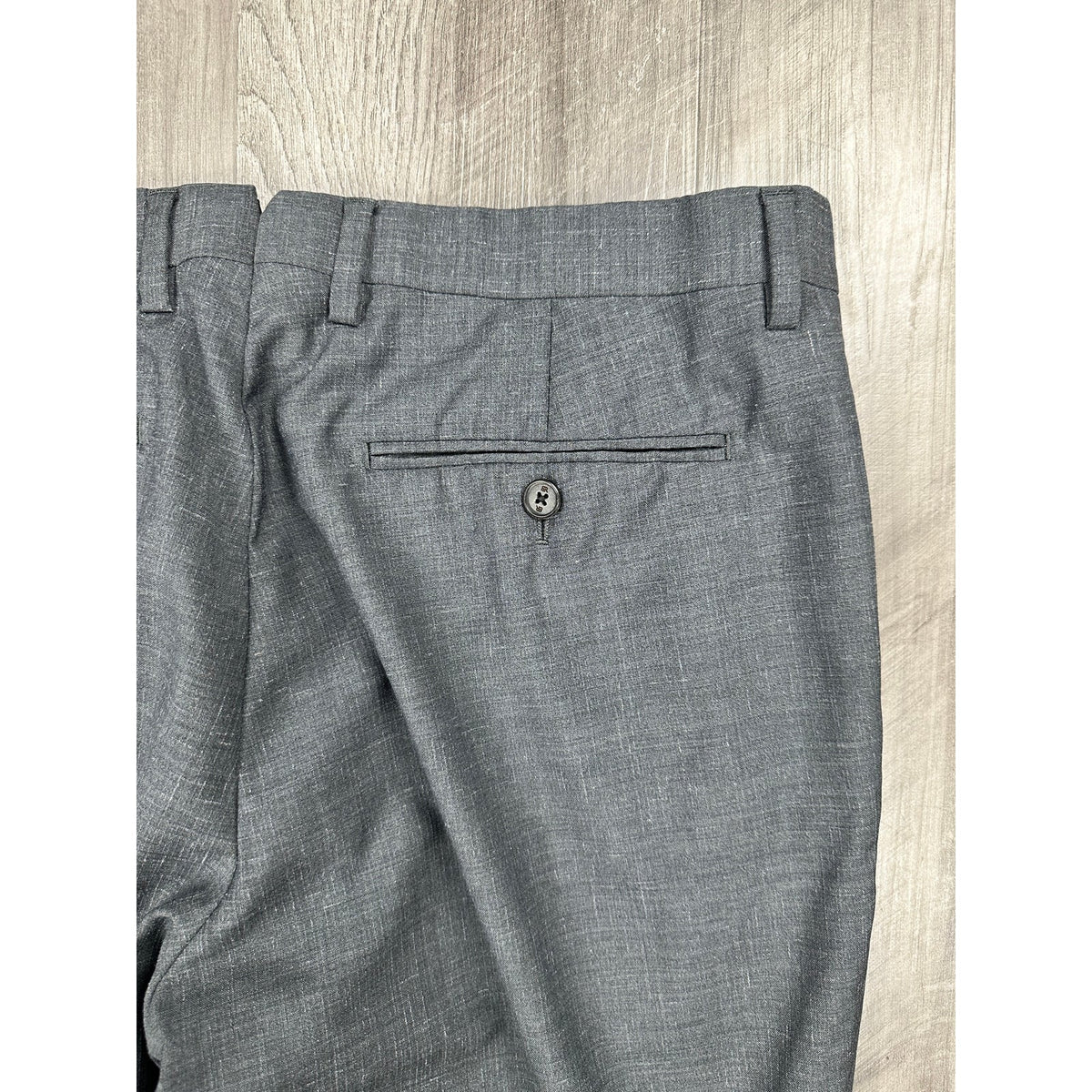 Banana Republic Marzotto Italian Fabric Slim Traveler Textured Trouser Pants — Size 33x32 // Preowned