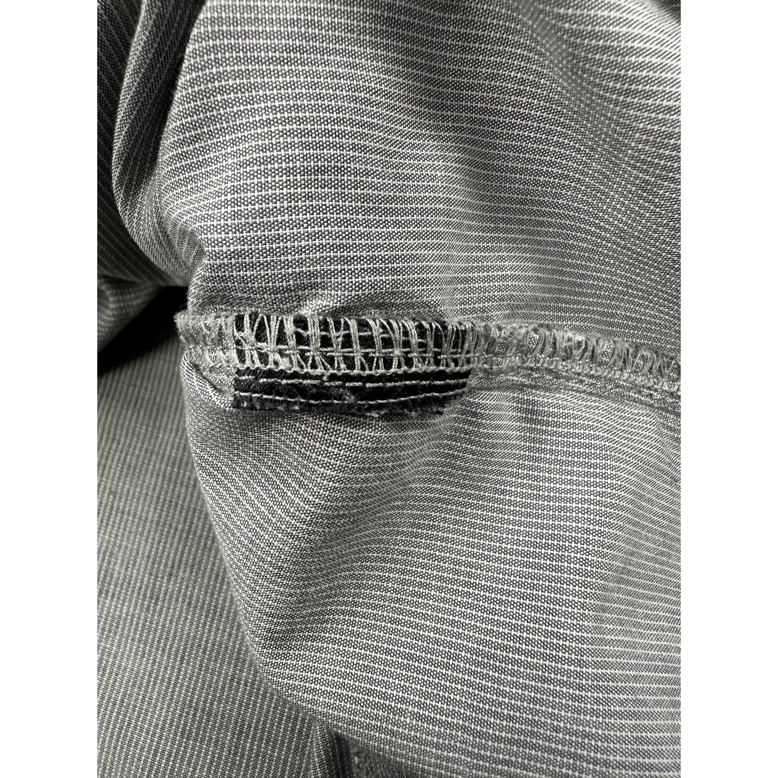 Kuhl Micro Stripe Long Sleeve Shirt in Gray, White — Size 2XL // Preowned