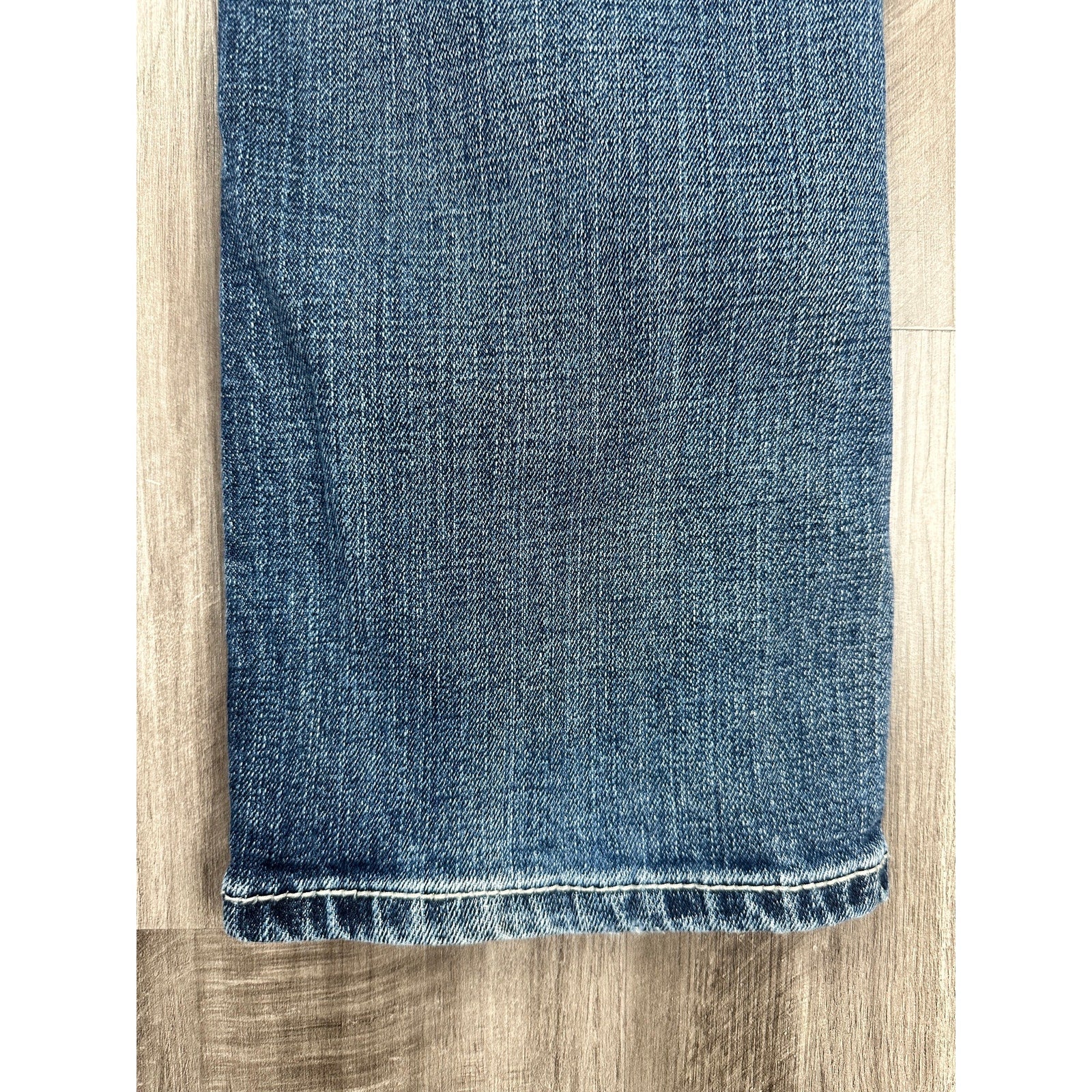 Ariat M7 Rocker Stretch Coltrane Stackable Straight Leg Jean in Silverton — 30x34 // Preowned