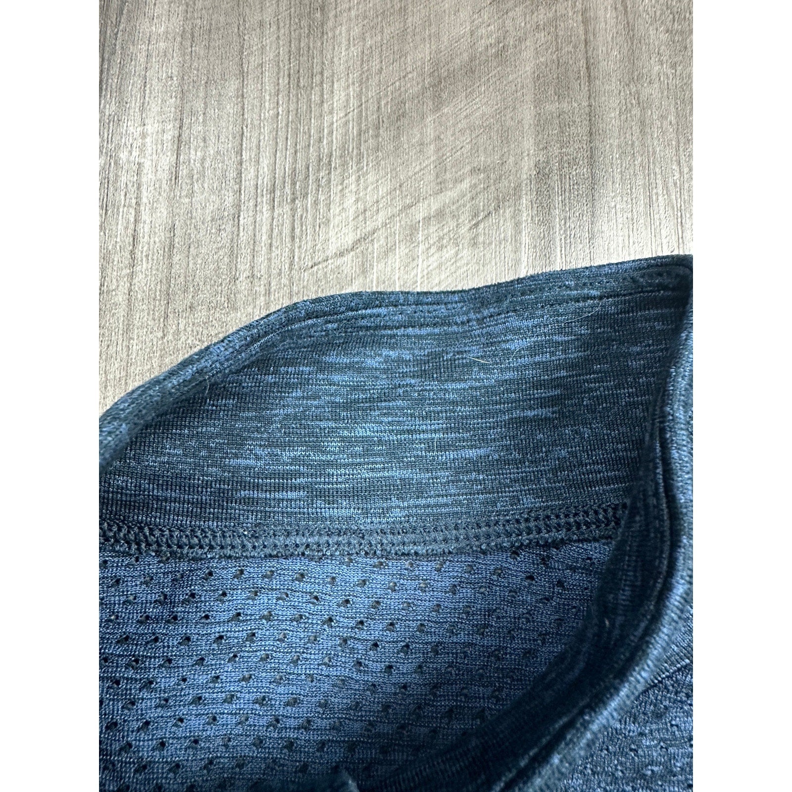 Lululemon Metal Vent Tech Half Zip Pullover in Heather Navy — Size Large // Preowned