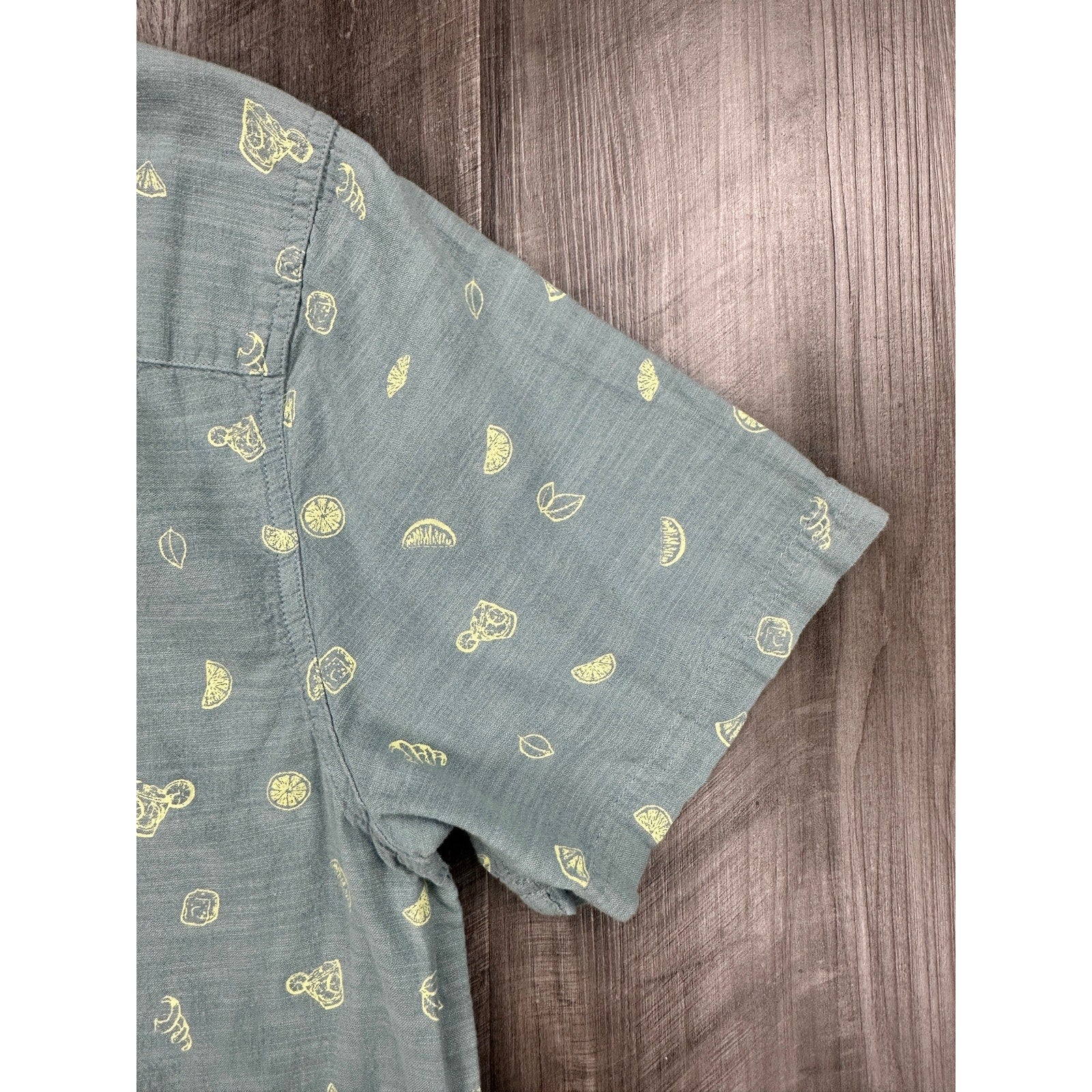 Marine Layer Poole Short Sleeve Button Down in Sage Gray and Yellow — Size Large // Preowned