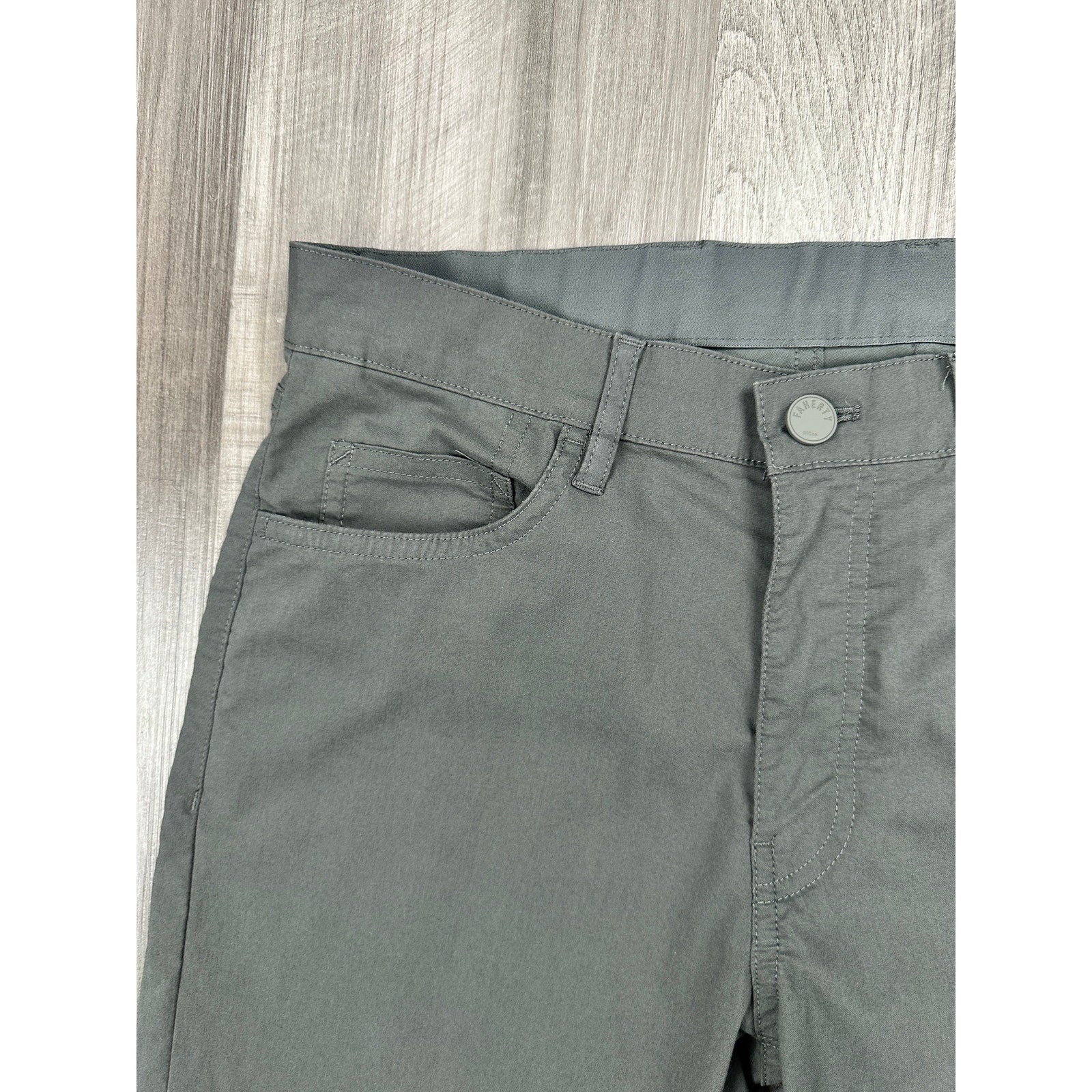 Faherty Reserve Collection Movement 5 Pocket Pants in Dark Gray — Size 28x32 // Preowned