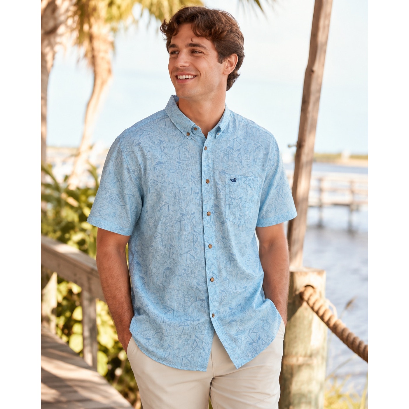 Southern Marsh Flamingos Linen Blend Short Sleeve Shirt in Light Blue — Size XL // Preowned