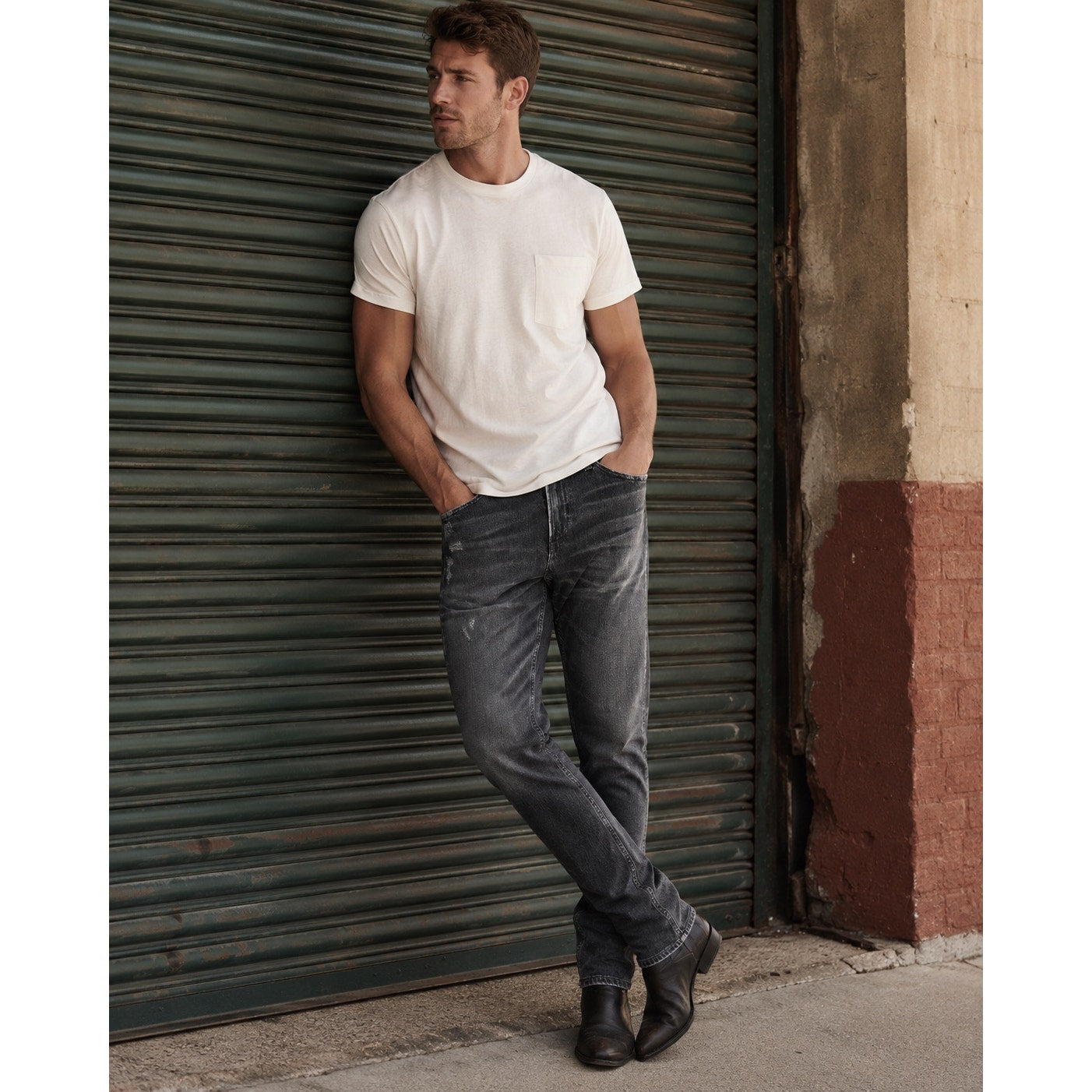 Citizens of Humanity Bowery Standard Slim Jeans in Black — Size 30 // Preowned