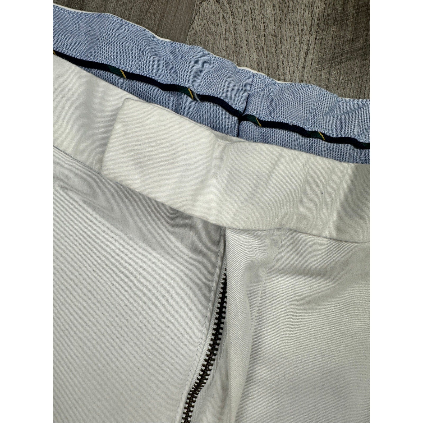 Polo Ralph Lauren Stretch Slim Fit Chino Shorts in White — Size 40