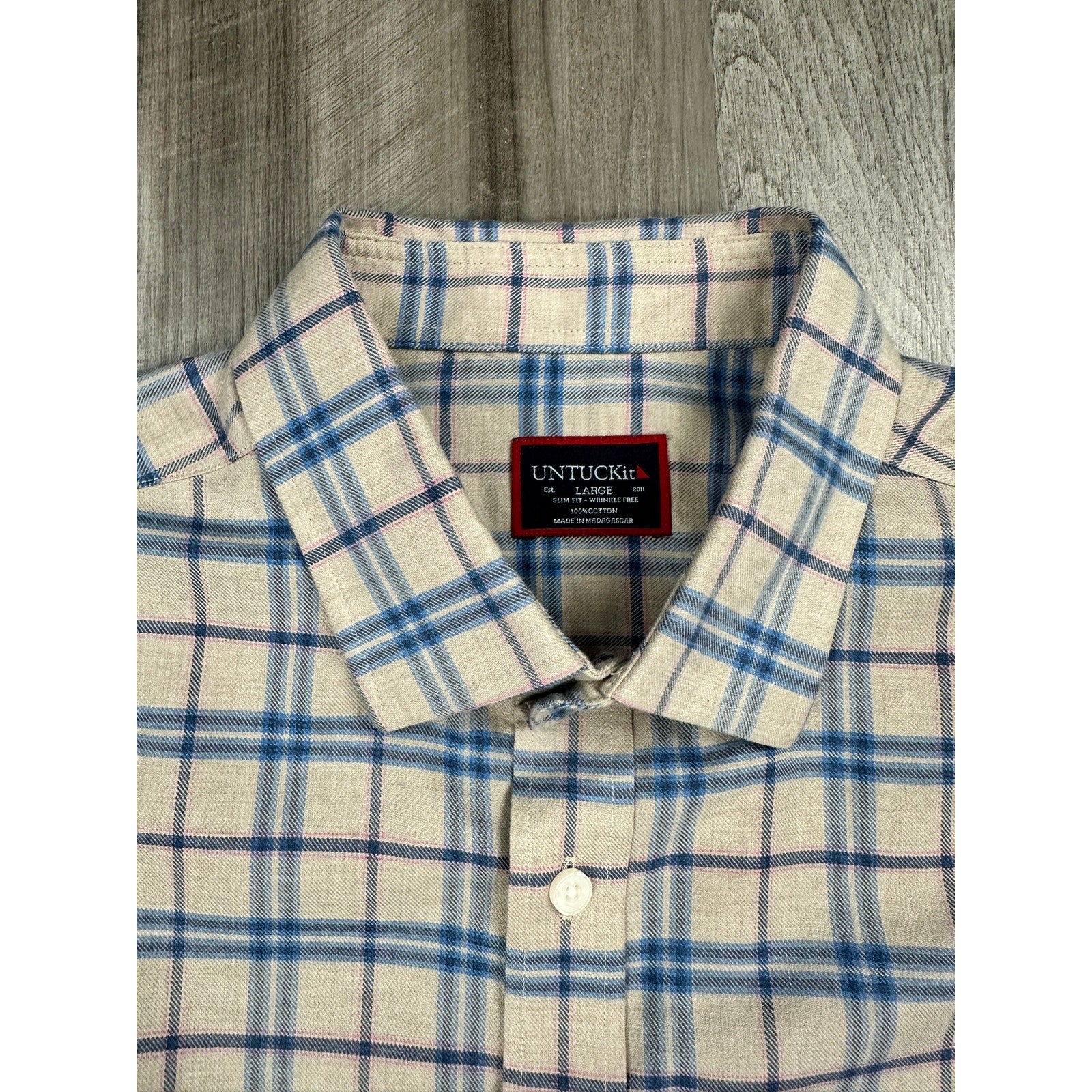 UNTUCKit Avesso Slim Fit Wrinkle Free Flannel Plaid Long Sleeve Shirt in Tan, Blue, Black, Pink — Size Large // Preowned