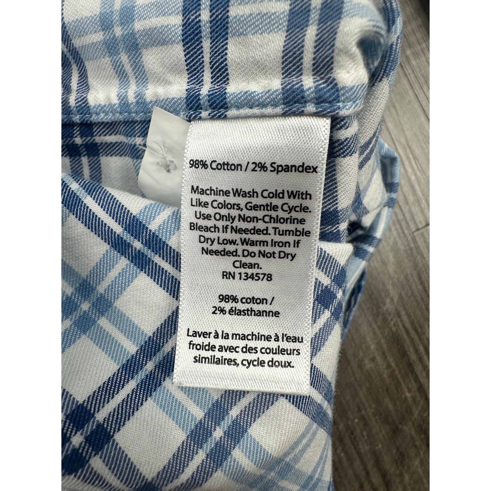 Vineyard Vines Slim Fit Tucker Shirt in Light Blue Navy White Plaid — Size Large