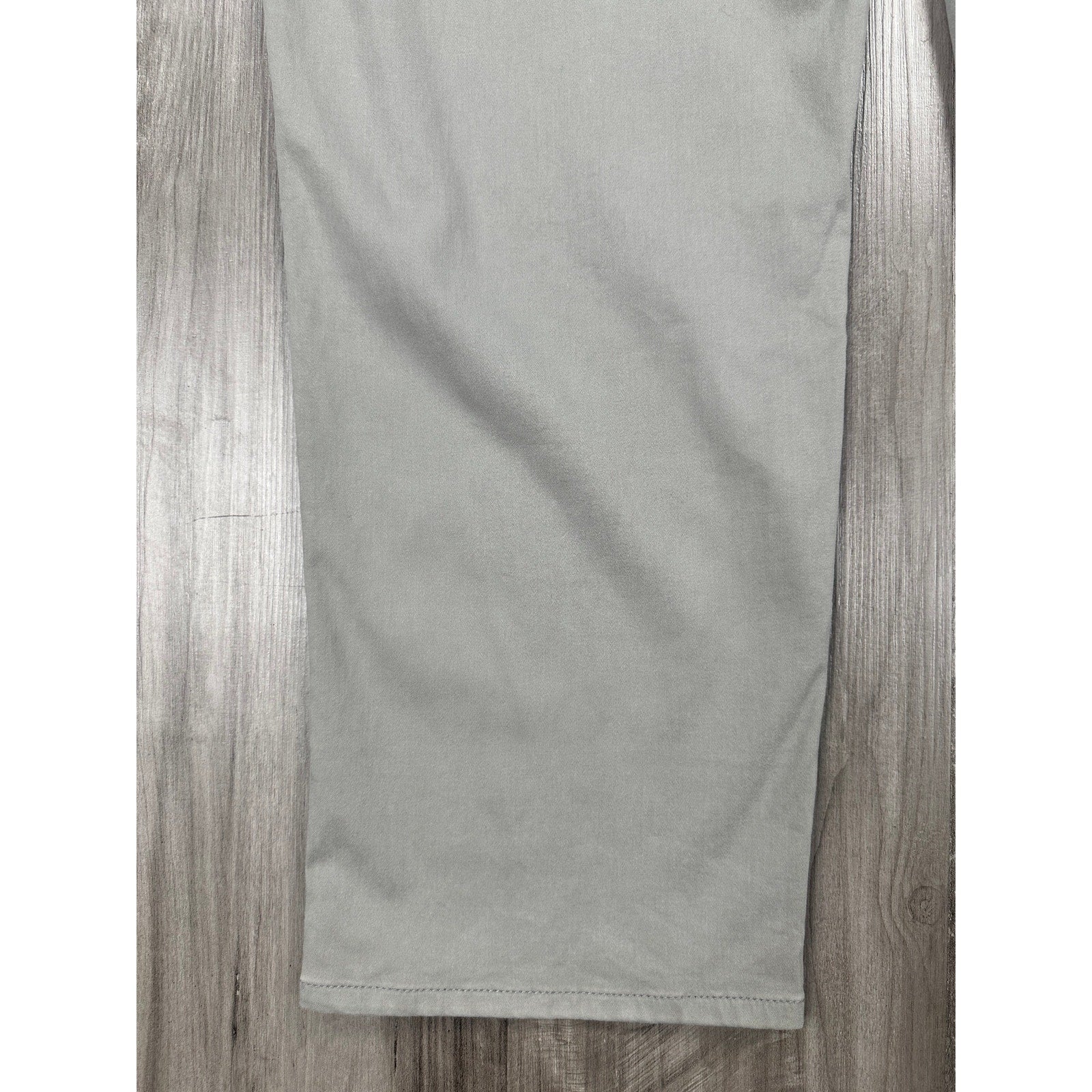 Peter Millar Signature Sateen Classic Fit 5 Pocket Pants in Gray — Size 44x30 // Preowned