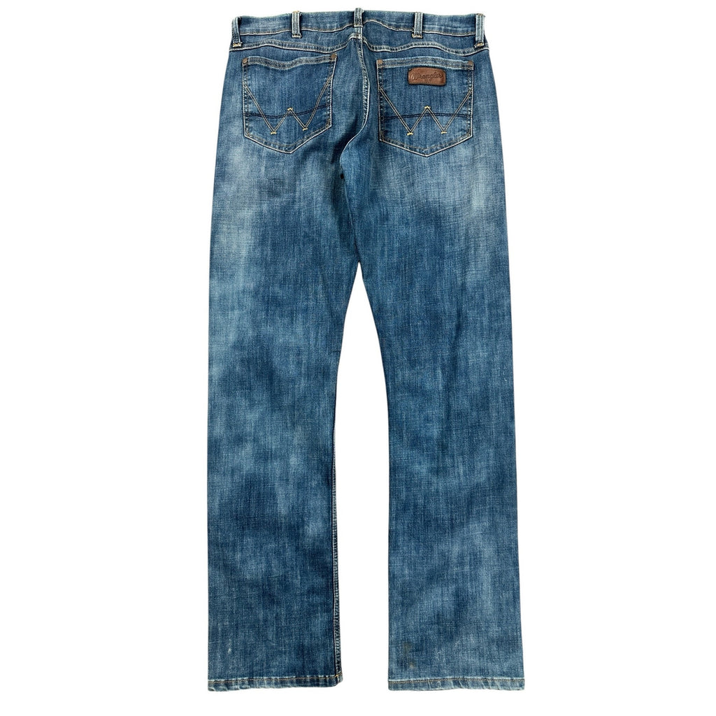 Wrangler Retro Slim Fit Straight Leg Jean in Medium Wash — 35x36