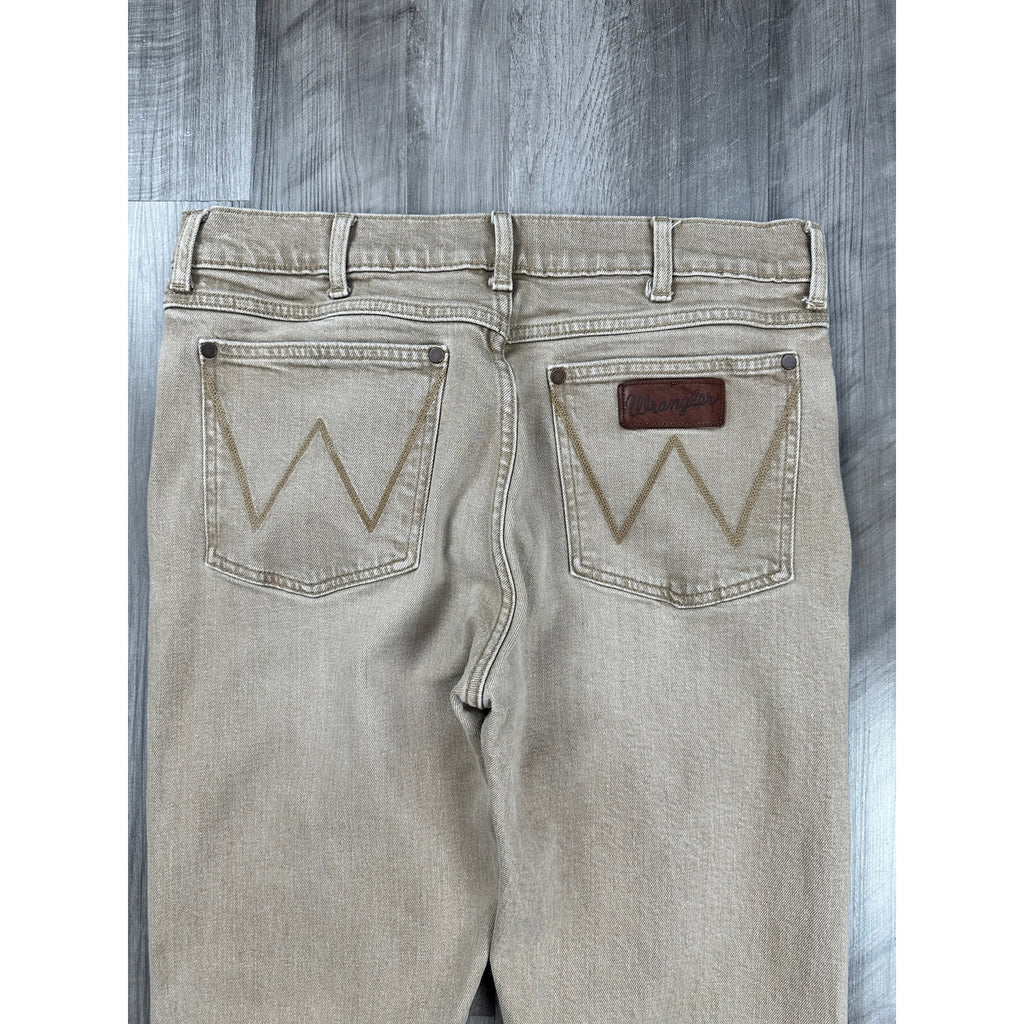 Wrangler Retro Slim Straight Jean in Saddle Tan — Size 34x34 // Preowned