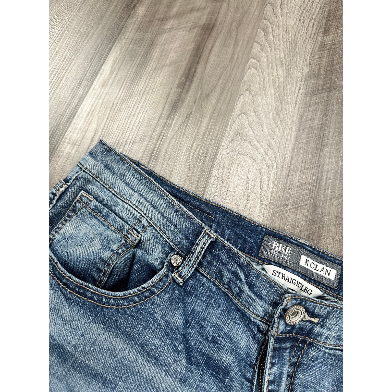 BKE Nolan Straight Leg Stretch Jean in Blue — Size 38R // Preowned