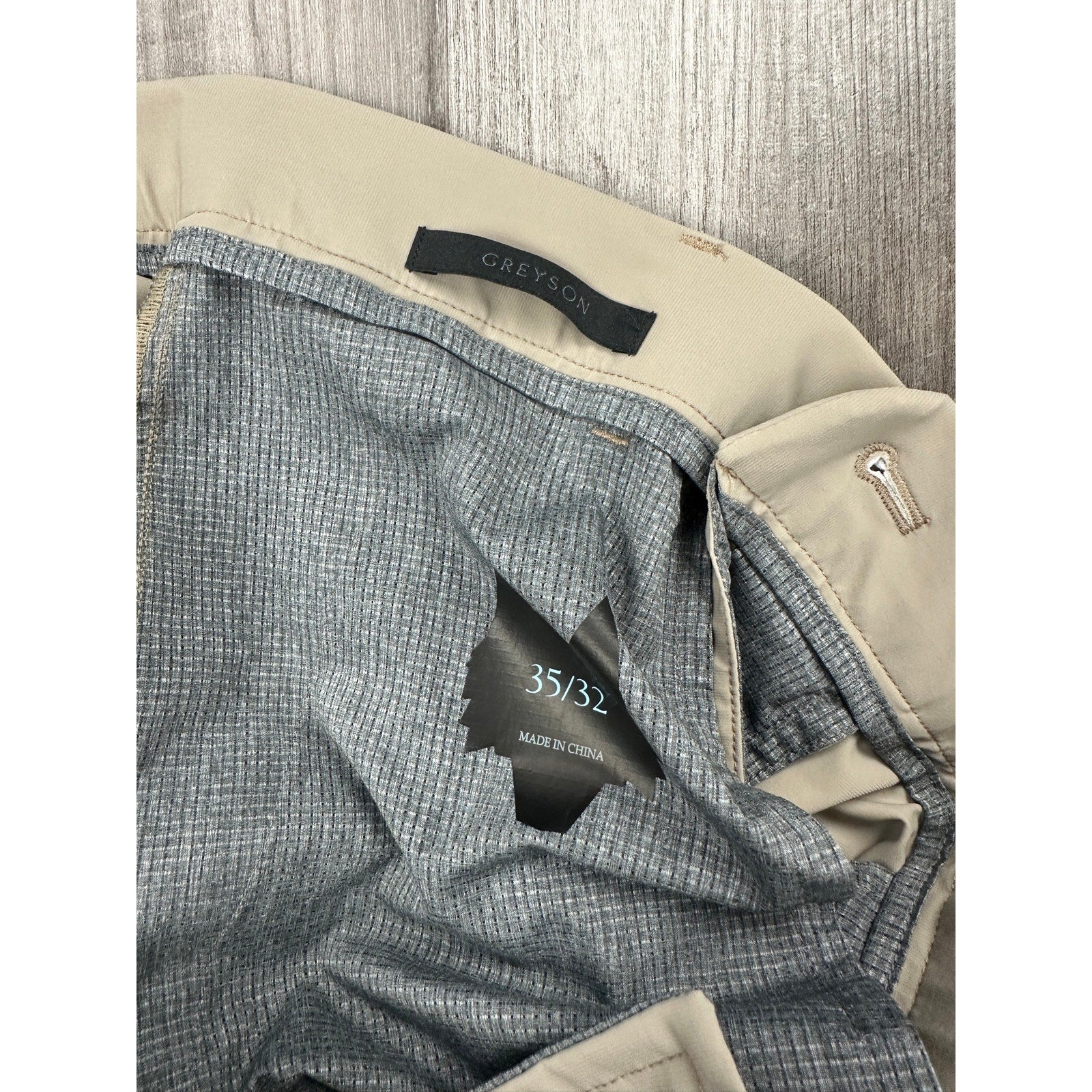 Greyson Montauk Performance Golf Chino Pants in Khaki — Size 35x32 // Preowned