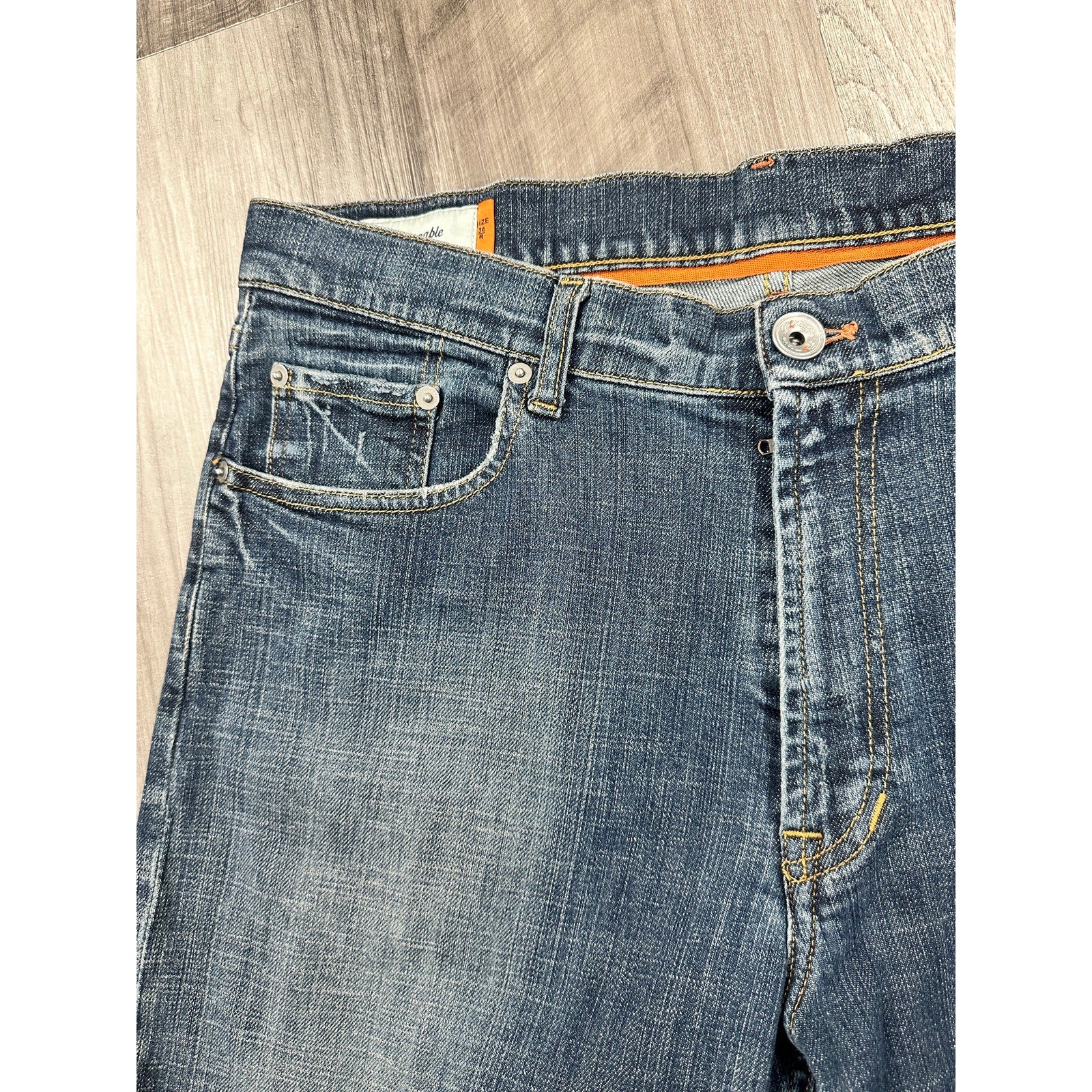 Façonnable Jeans Modele F40 Straight Leg Jean in Medium Blue Wash — Size 36