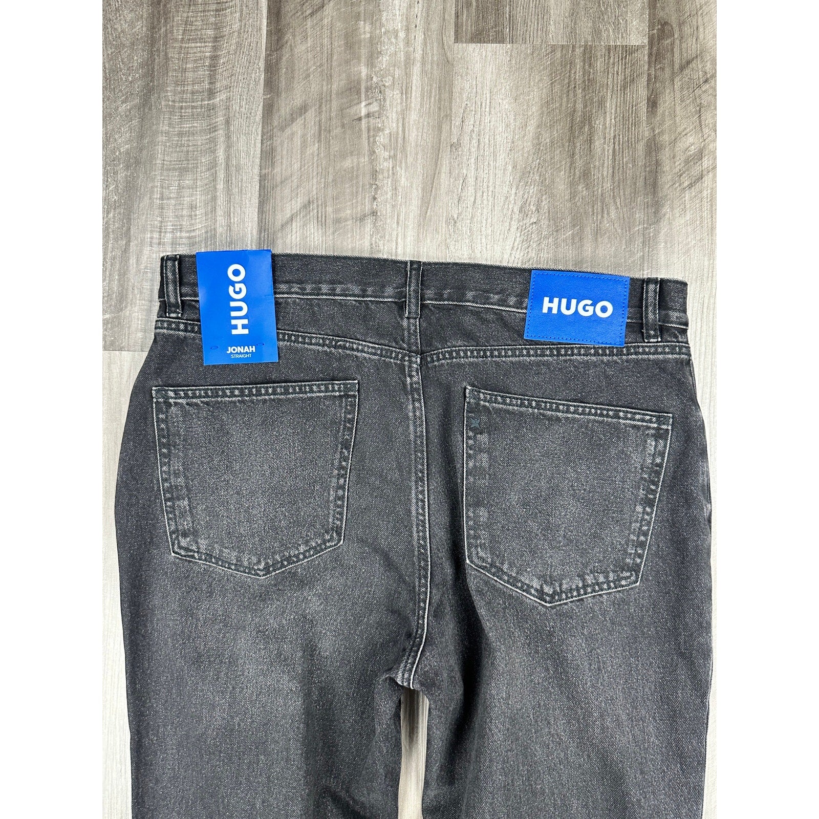 HUGO Jonah Regular Straight Jeans in Black — Size 36x32