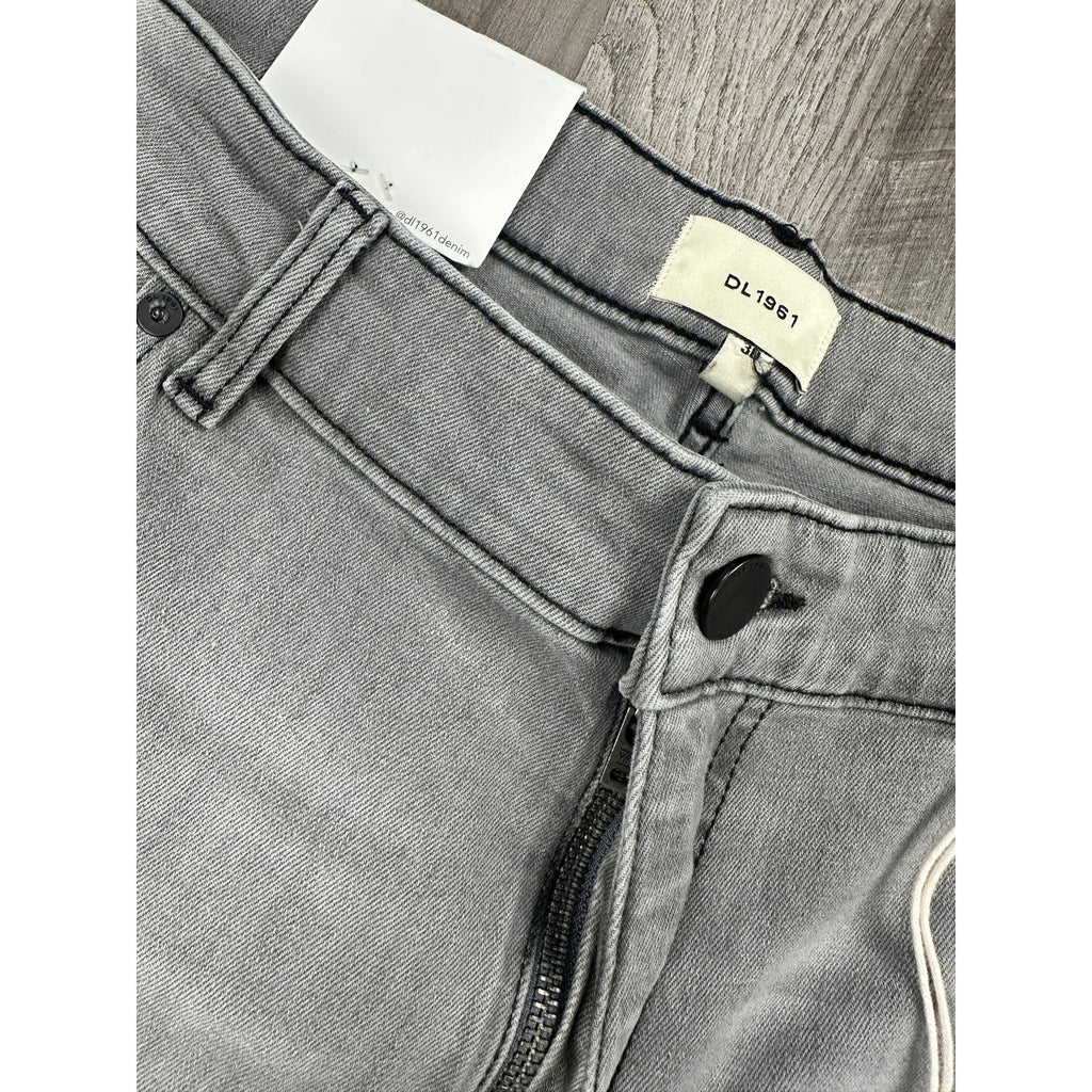 DL1961 Avery Relaxed Straight Jeans — Size 42x30