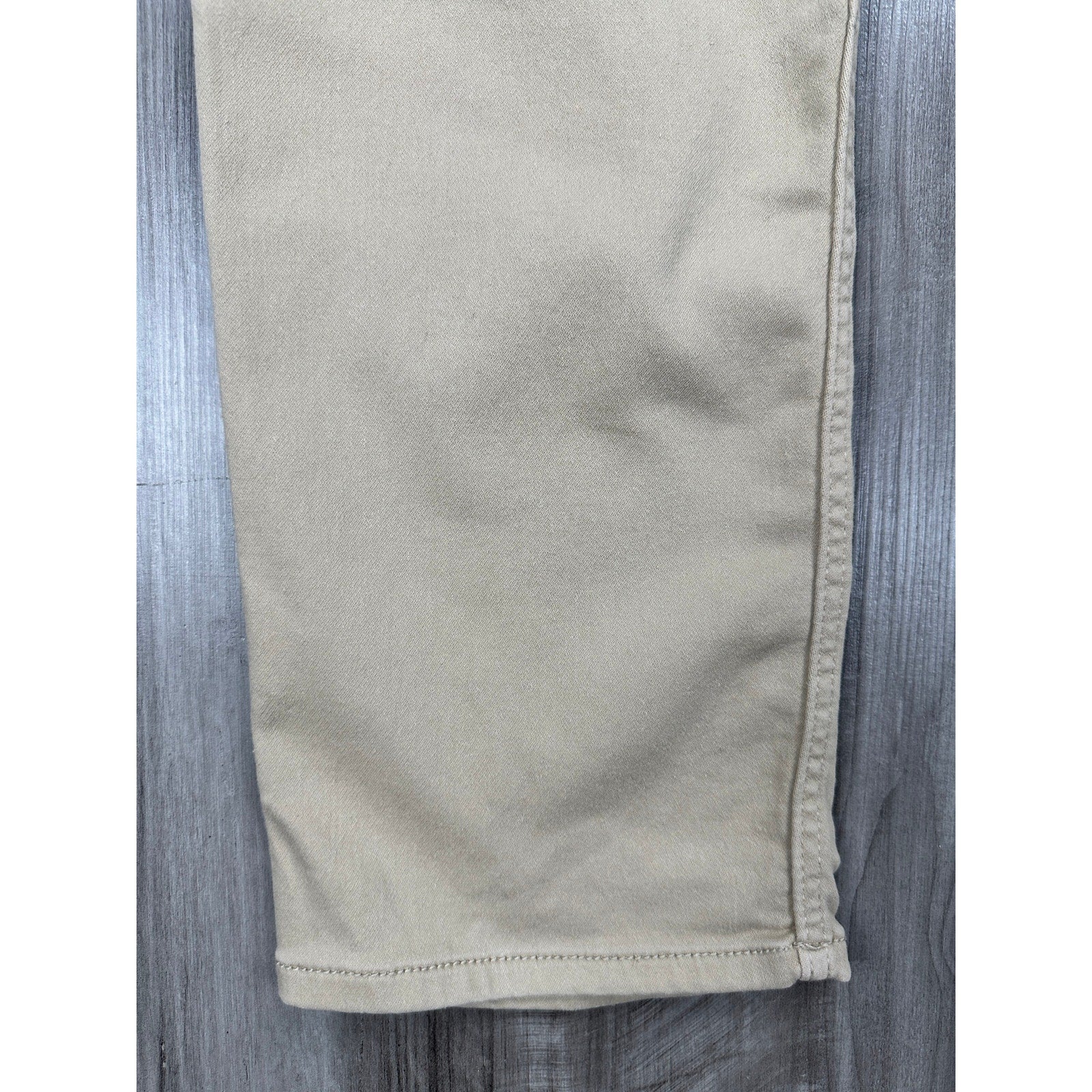 TPJ The Perfect Jean The Denkhaki Slim Thick Fit Jeans in Light Khaki — Size 38x32 // Preowned