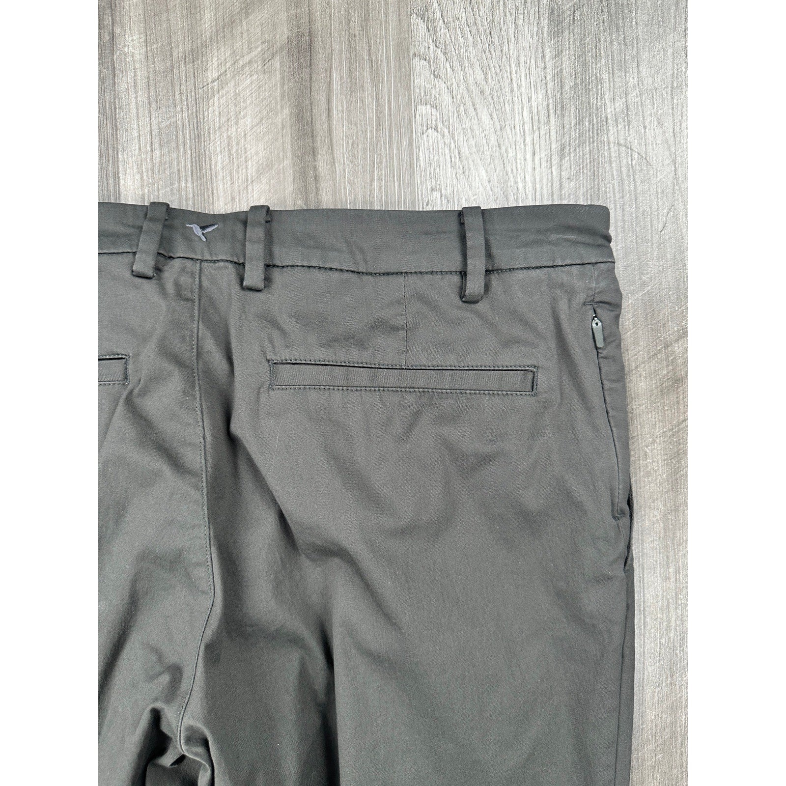 Birddogs Lined Stretch Performance Khakis in Charcoal Grey — Size 34x30 // Preowned