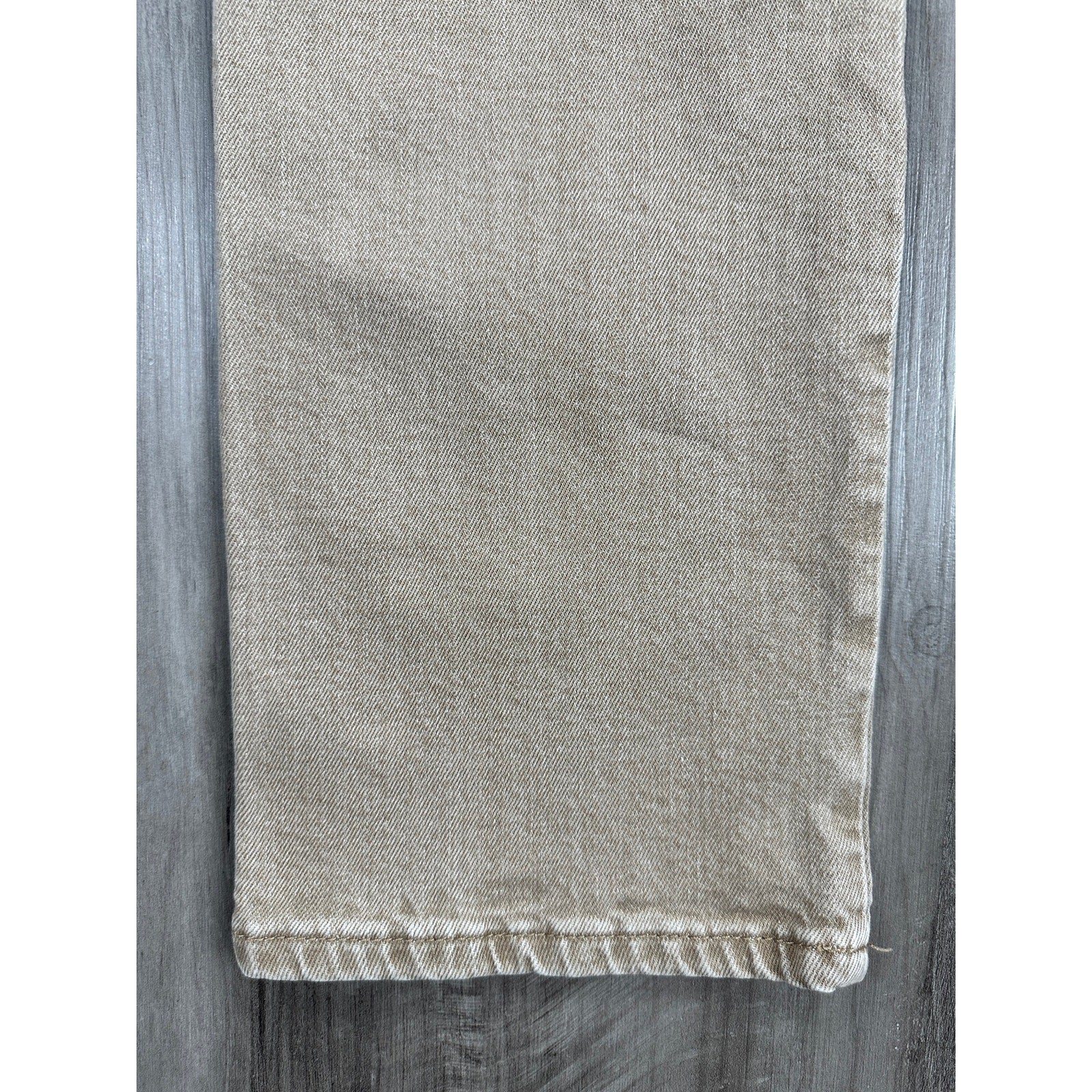 Wrangler Retro Slim Straight Jean in Saddle Tan — Size 34x34 // Preowned
