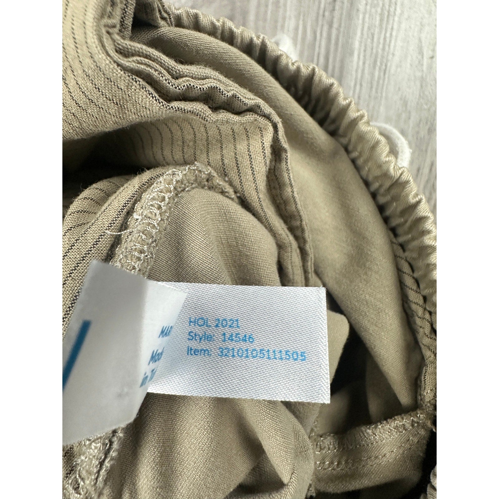 Marine Layer Saturday Athletic Fit Beach Pant in Tan — Size Medium // Preowned