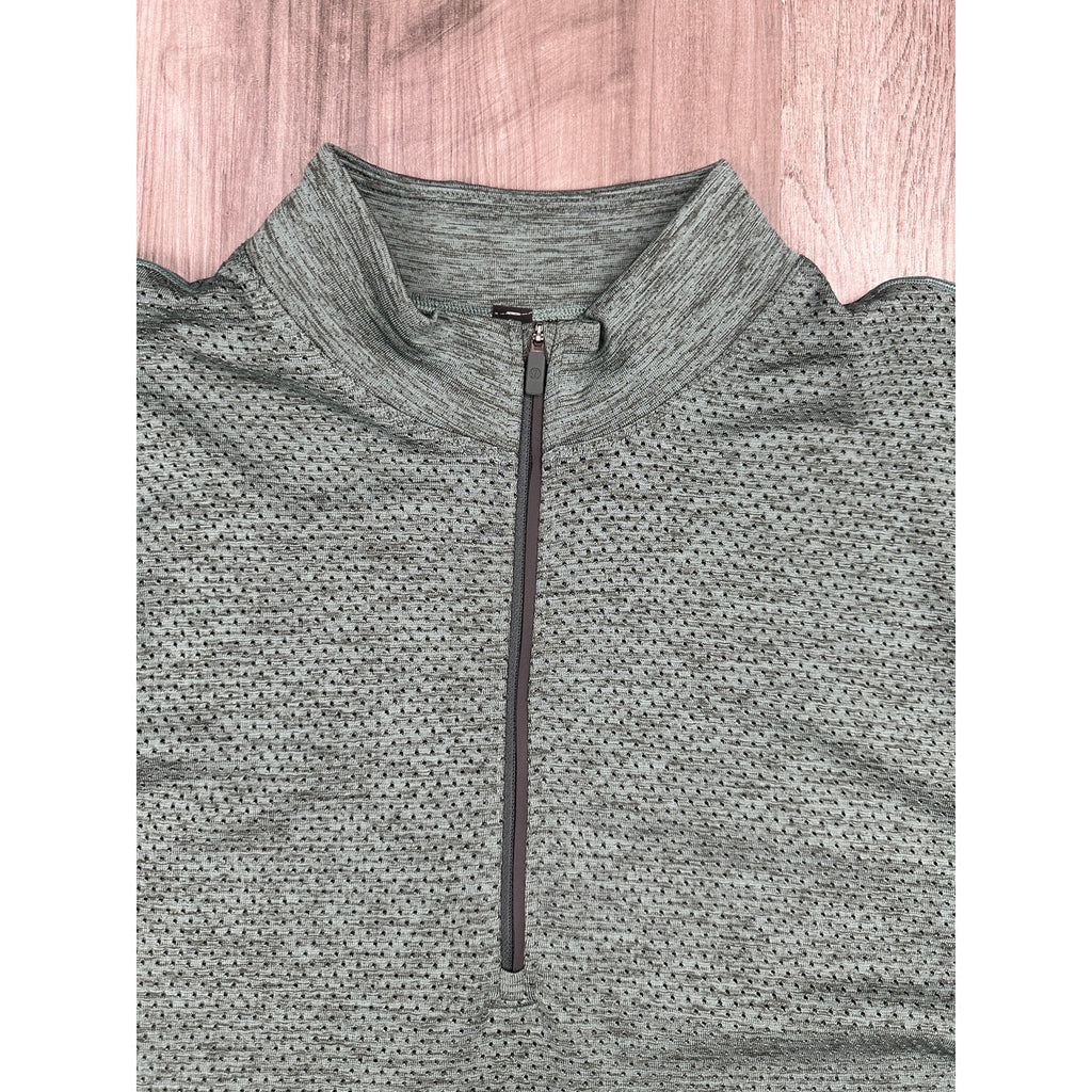 Lululemon Metal Vent Tech Half Zip Pullover in Heather Green — Size Large // Preowned